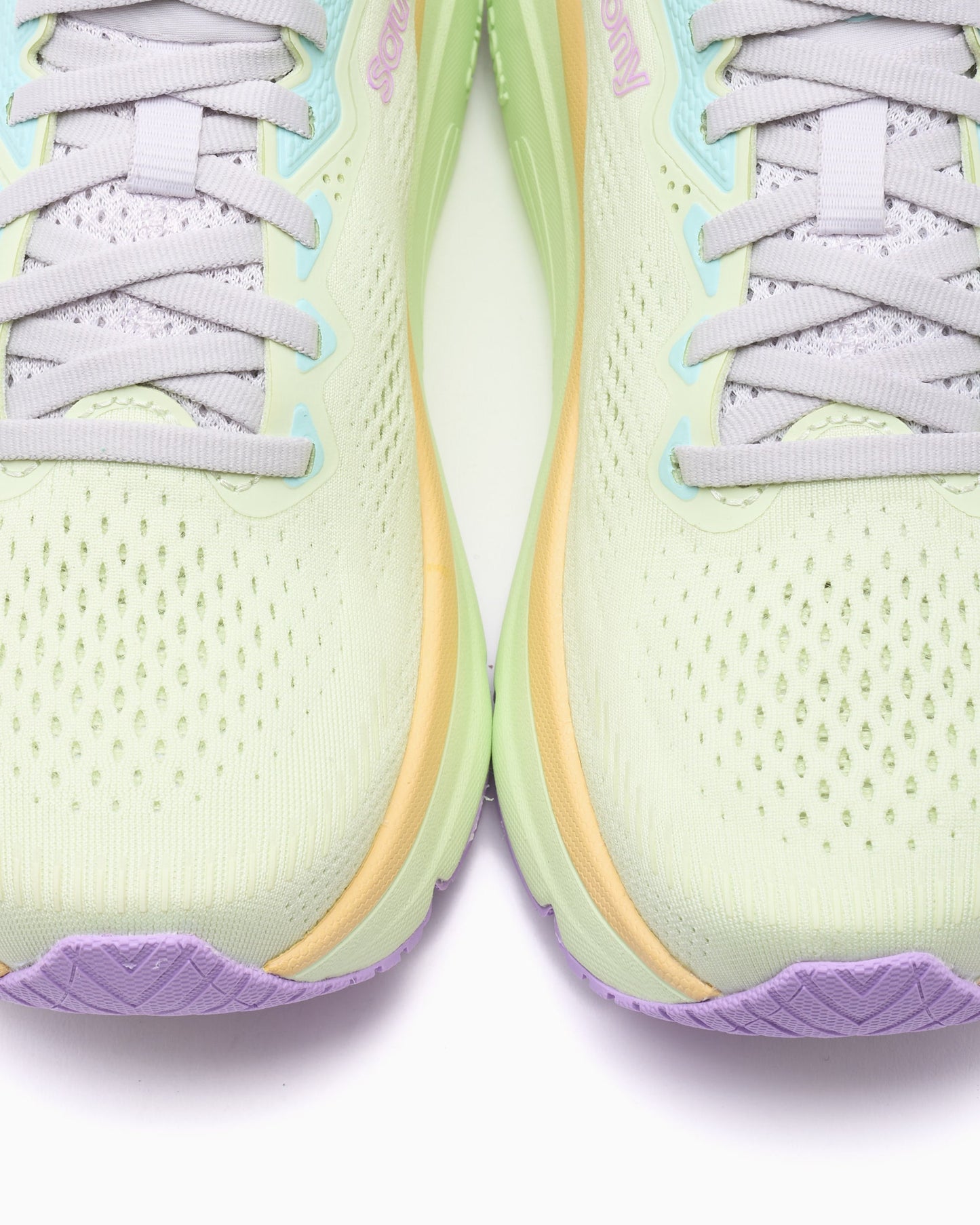 Saucony Women's Guide 19 "Prism"