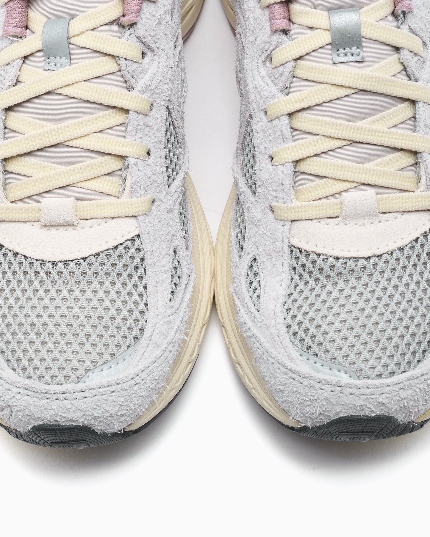 Saucony x 3sixteen Progrid Guide 7