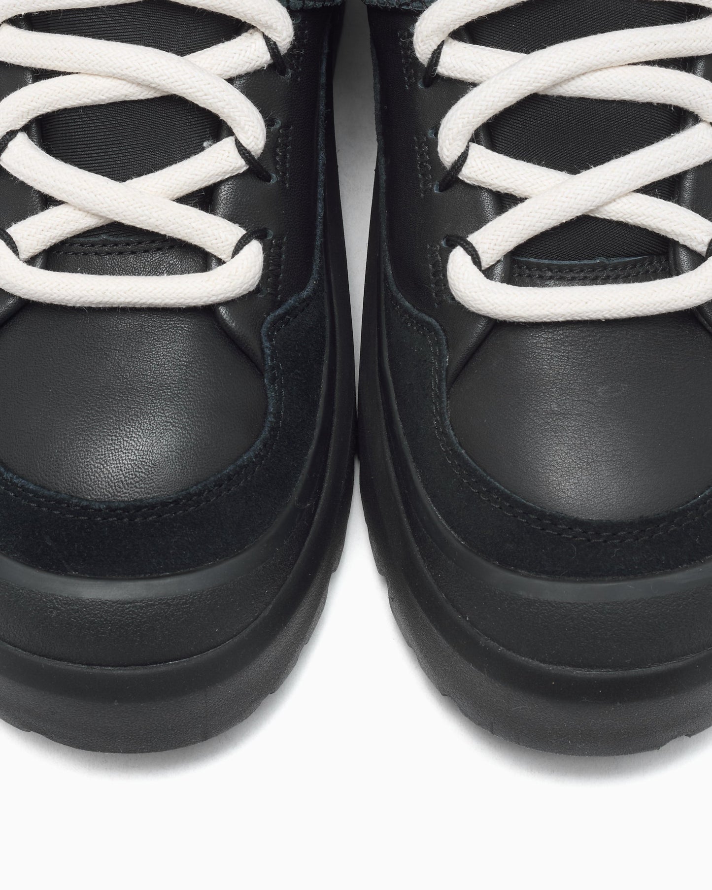 UGG® Heritage Utility