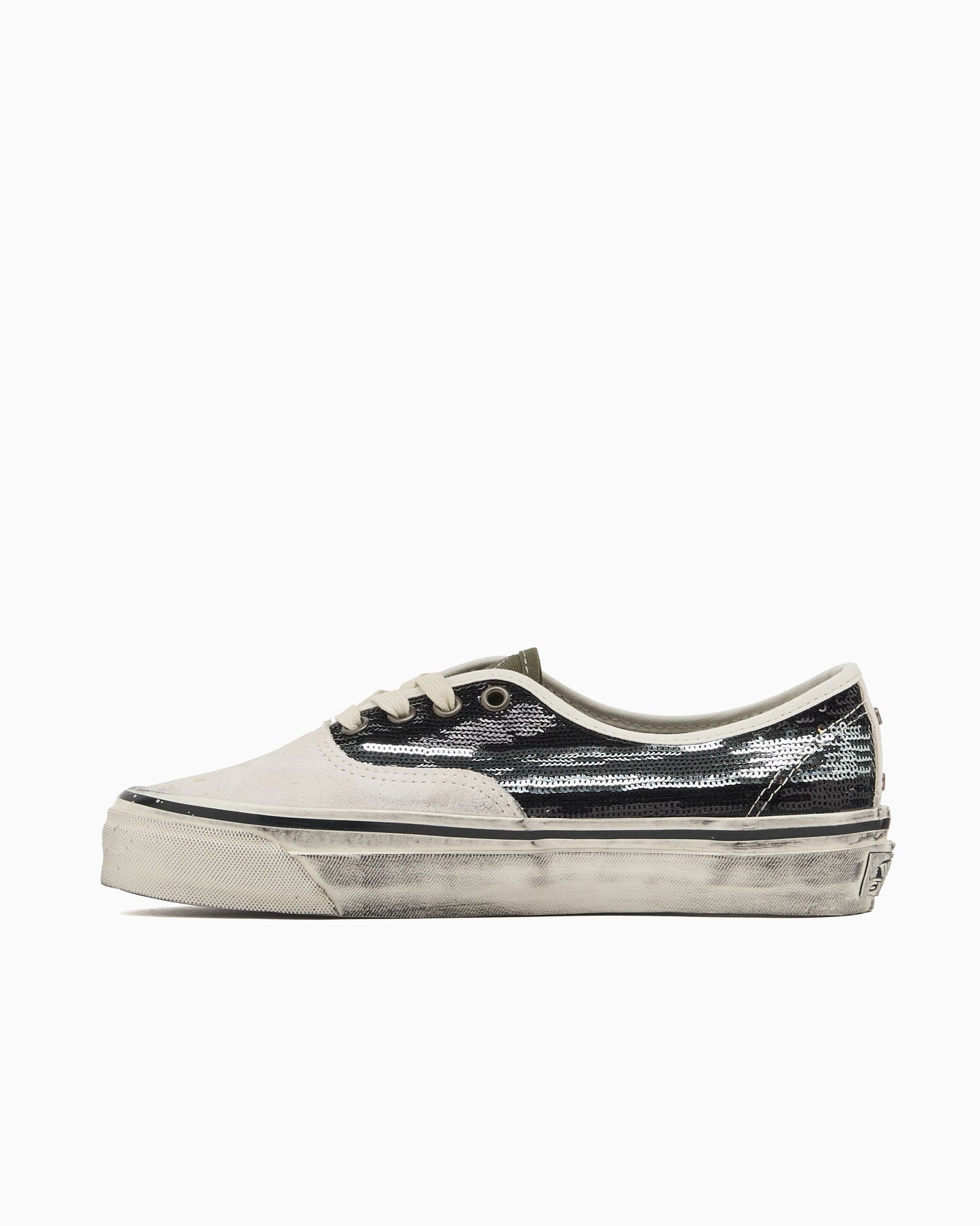 Vans Premium  Authentic 44 "Charms"