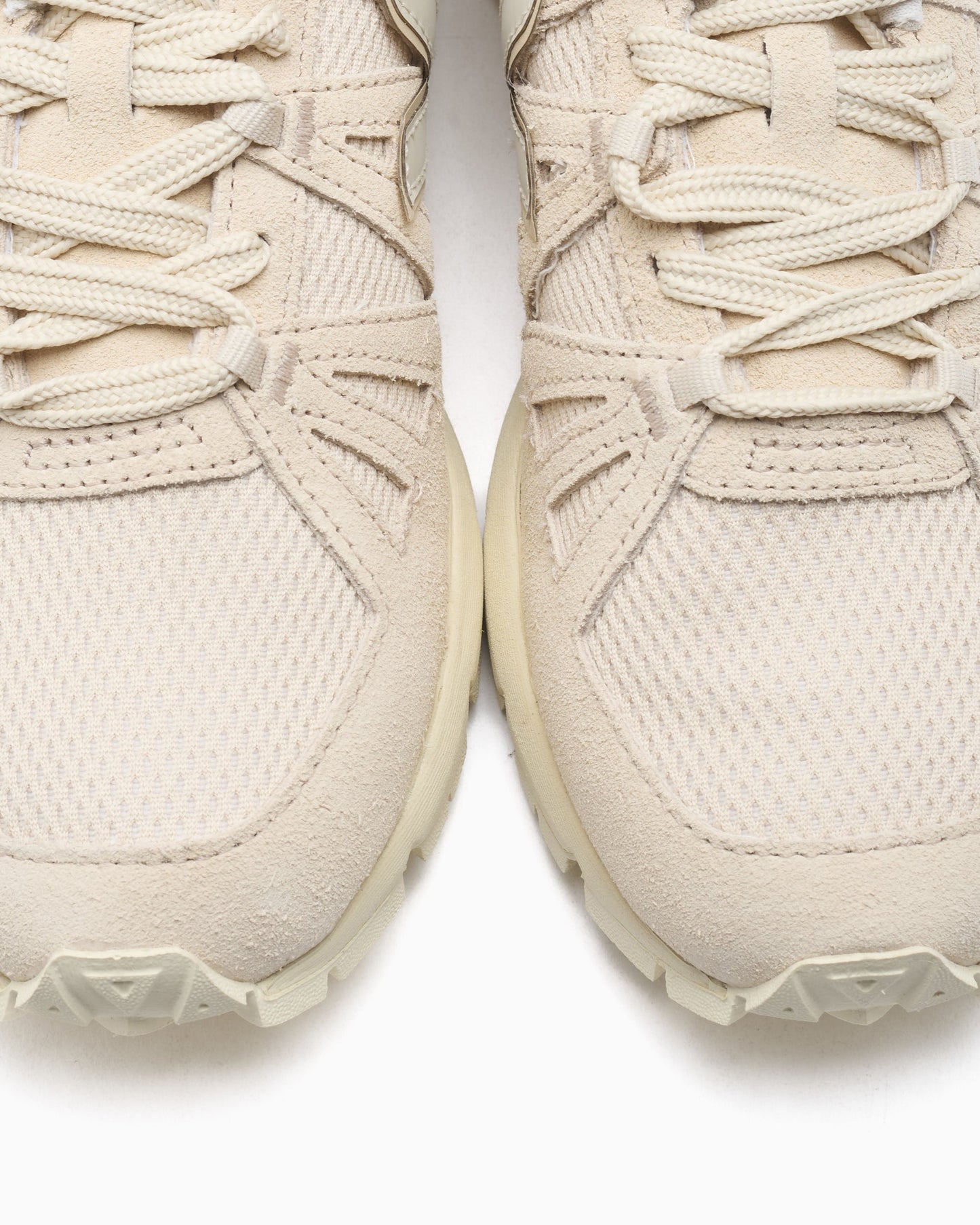 Veja Women's Salar Vibram