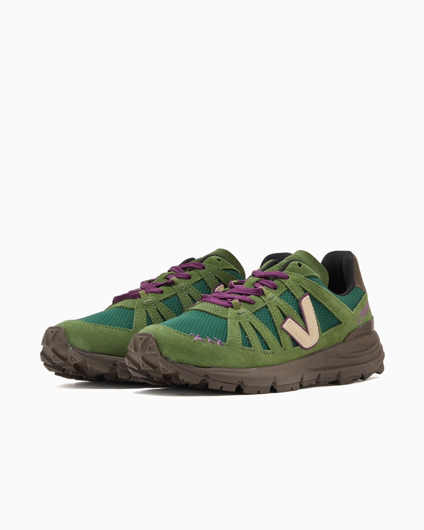 Veja x Carnan Salar Vibram