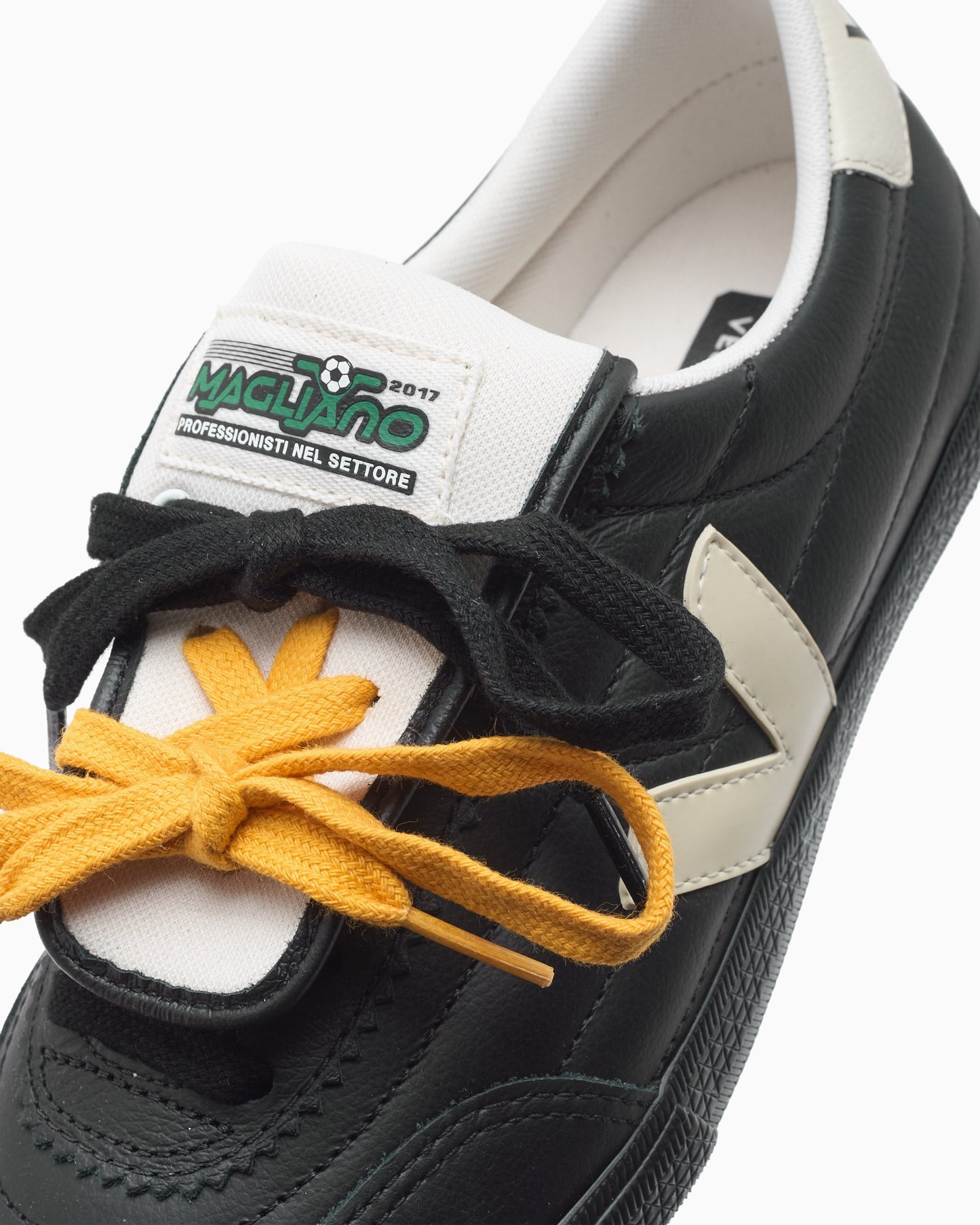 Veja x Magliano Women's Panenka