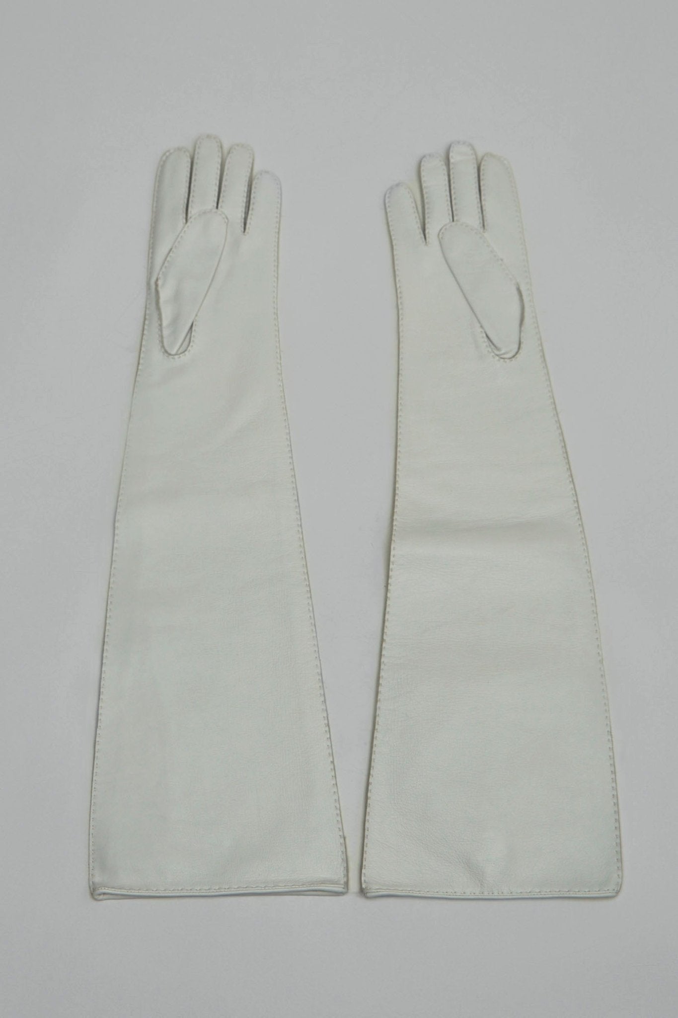 Villers Long Length Gloves