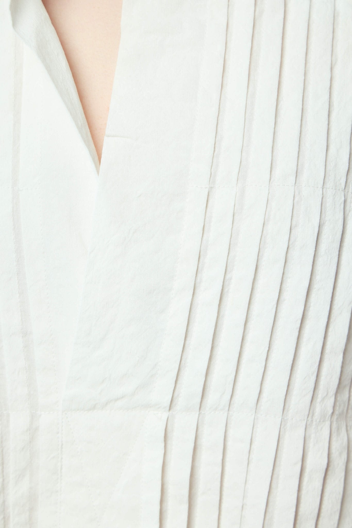 Dong Long Sleeve Dress with Pleated Chest