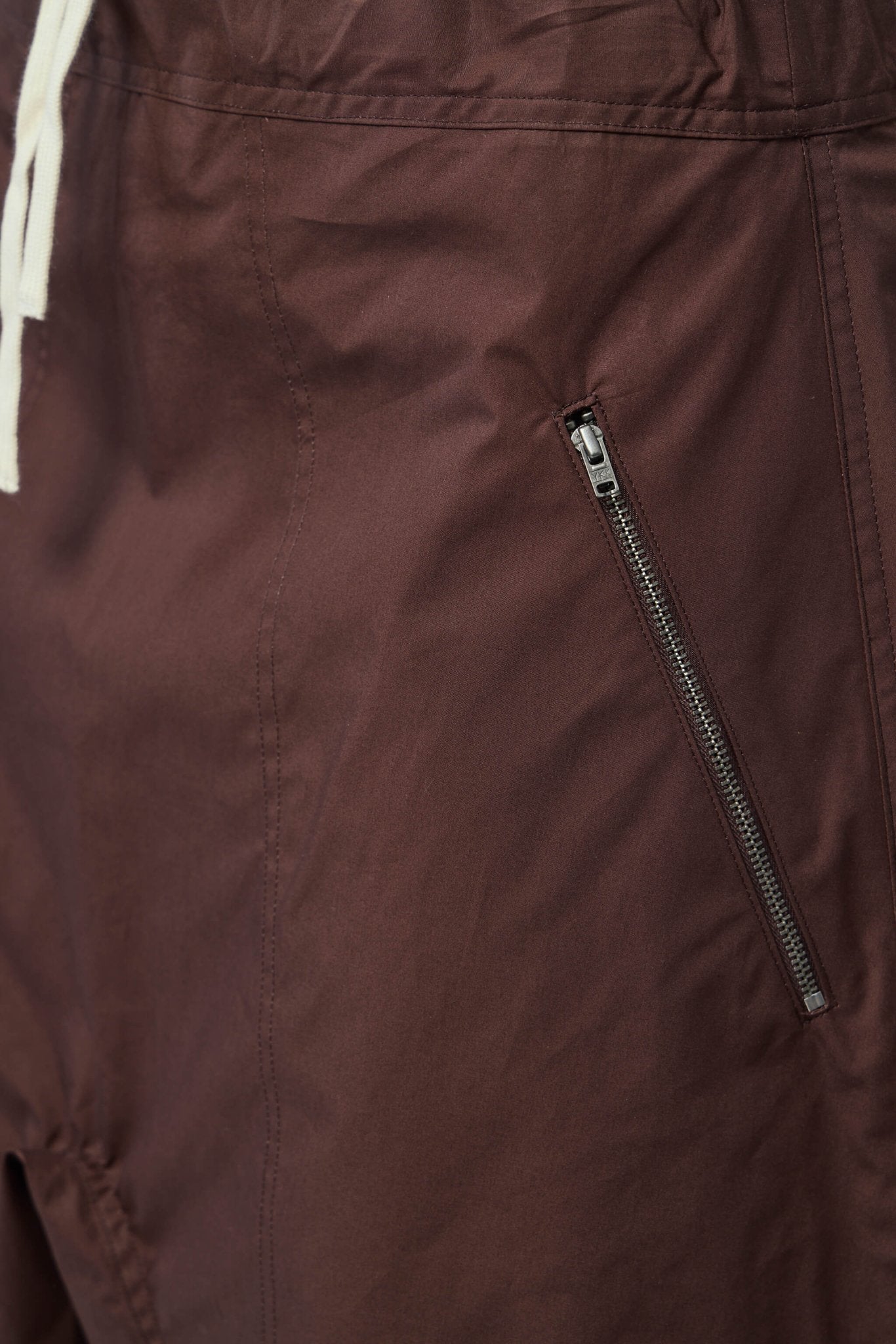 Relaxed W. Zippockets Extra Low Crotch Short