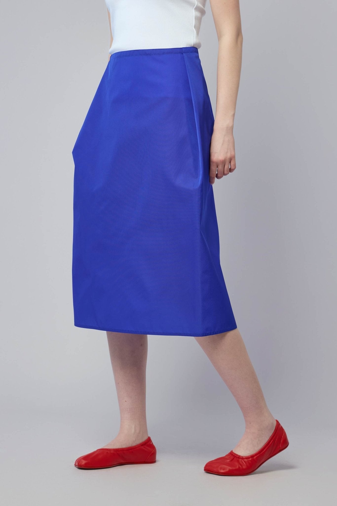 Wide Skirt, Assymetrical Waist