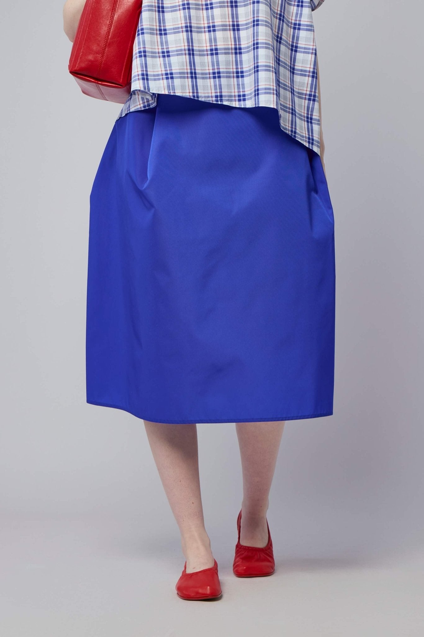 Wide Skirt, Assymetrical Waist