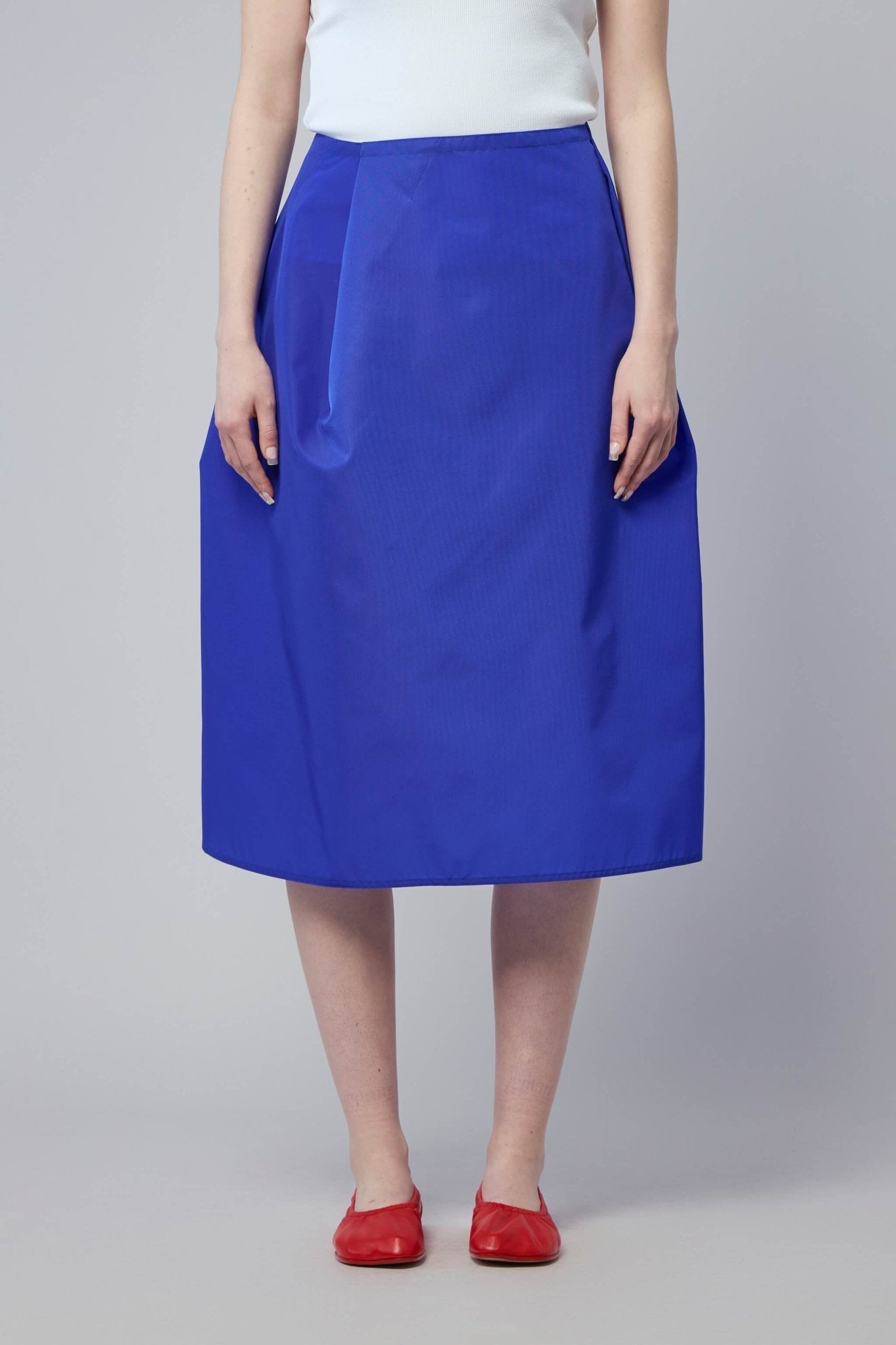 Wide Skirt, Assymetrical Waist