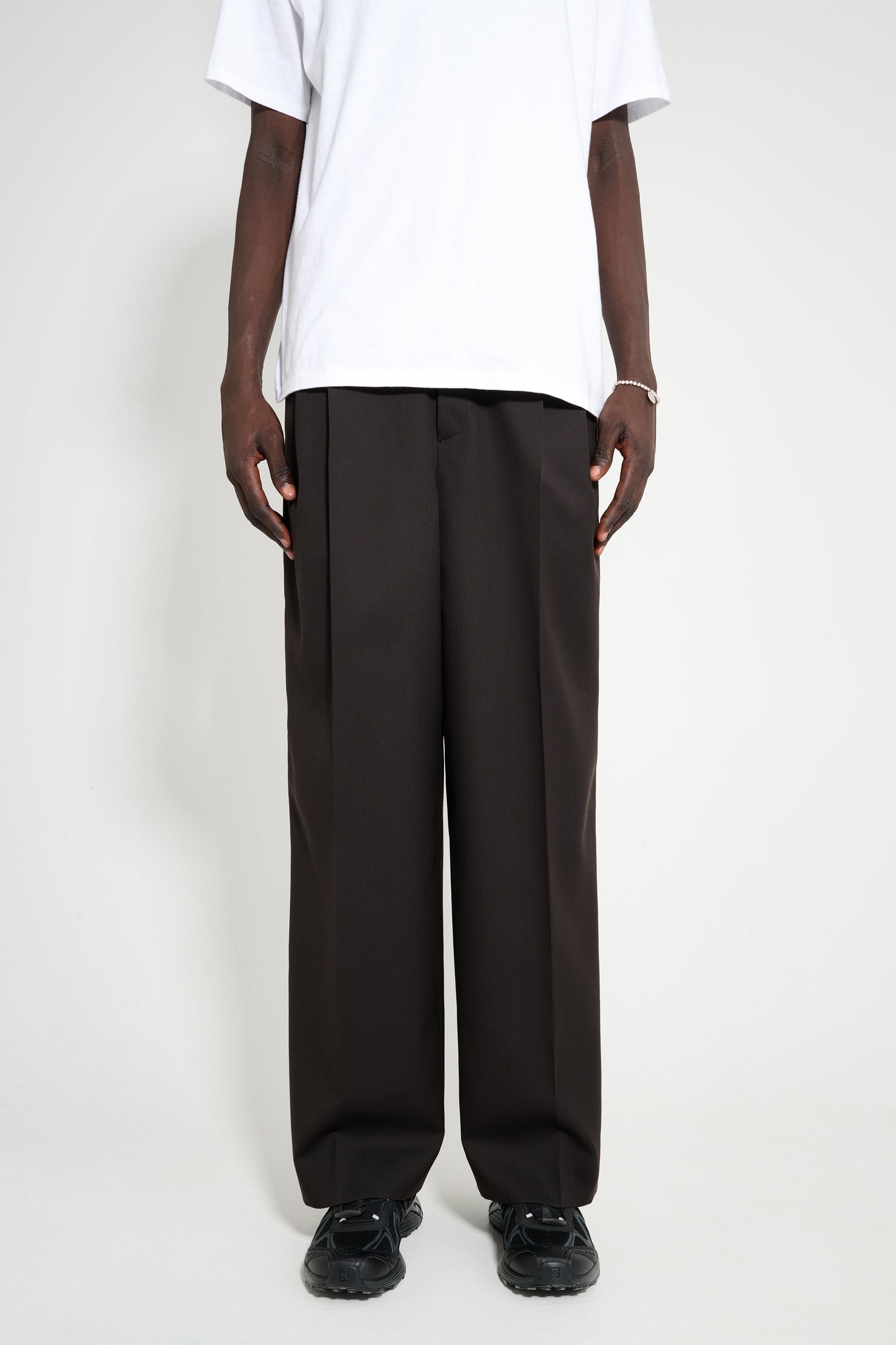 ssstein Long Wide Trousers Dark Brown