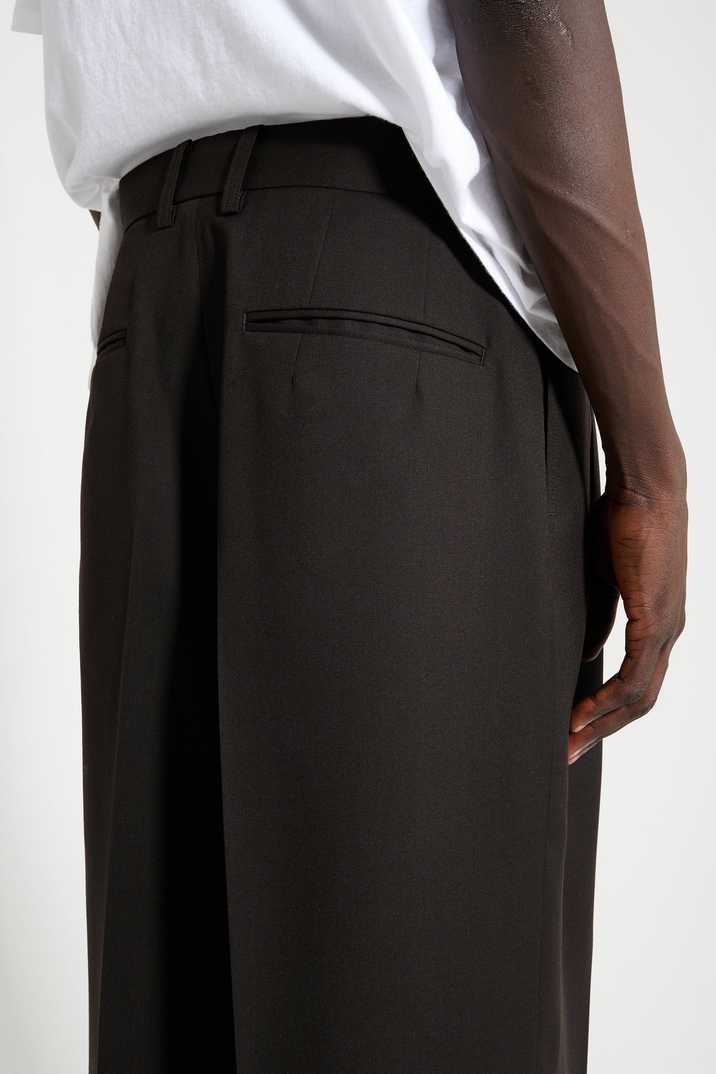 ssstein Long Wide Trousers Dark Brown