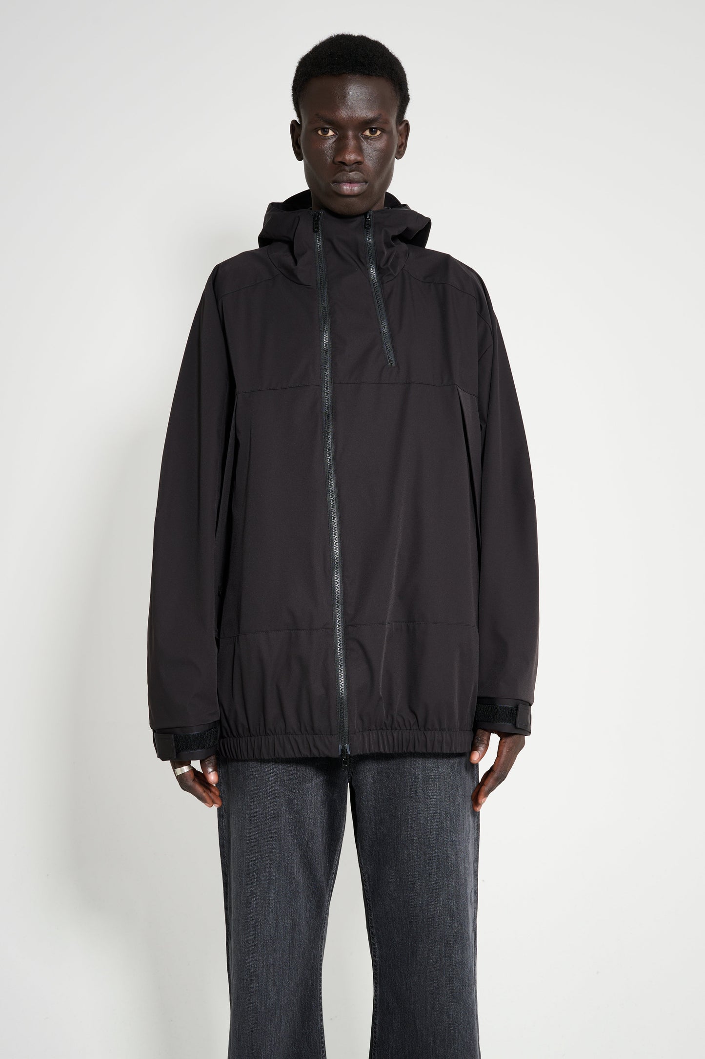 ssstein Weather Protection Hooded Jacket Black