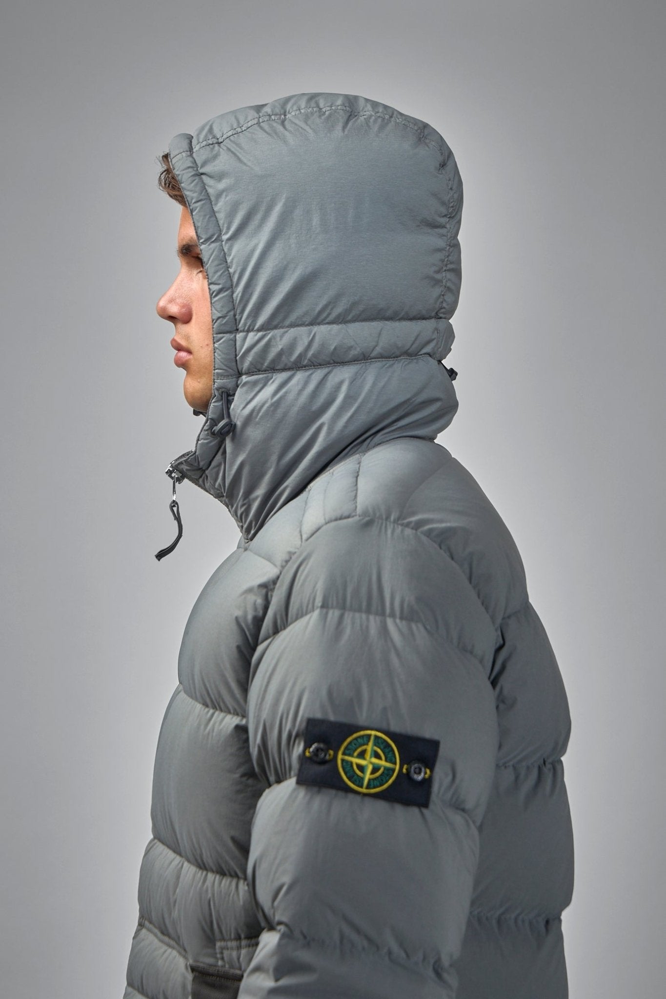 Crickle Reps Hooded Down Jacket
