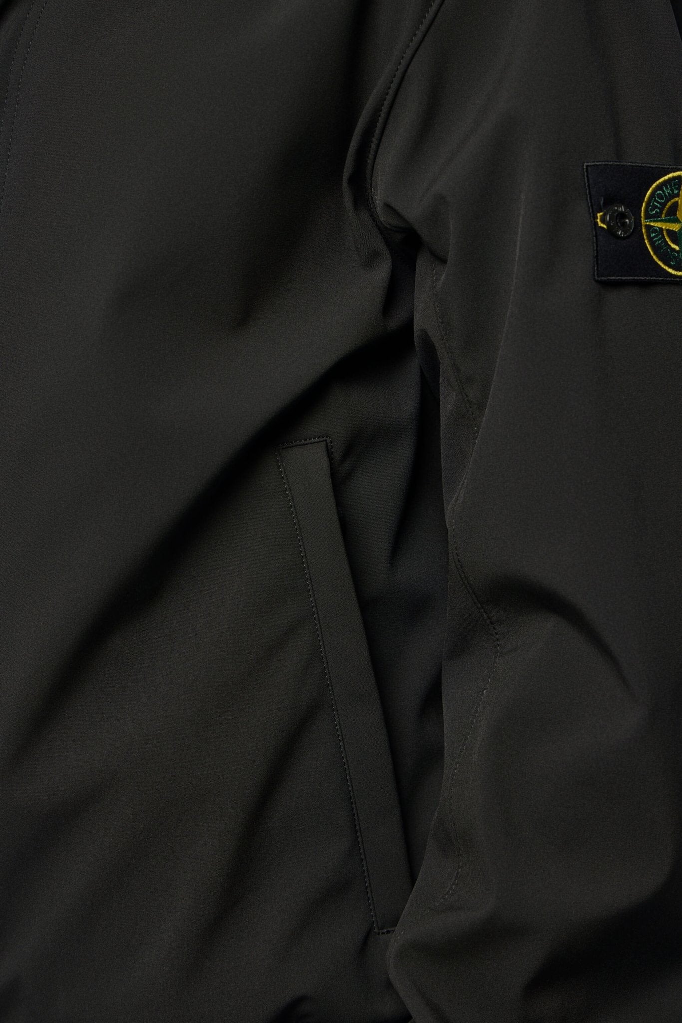 Light Soft Shell-r E.dye® Technology