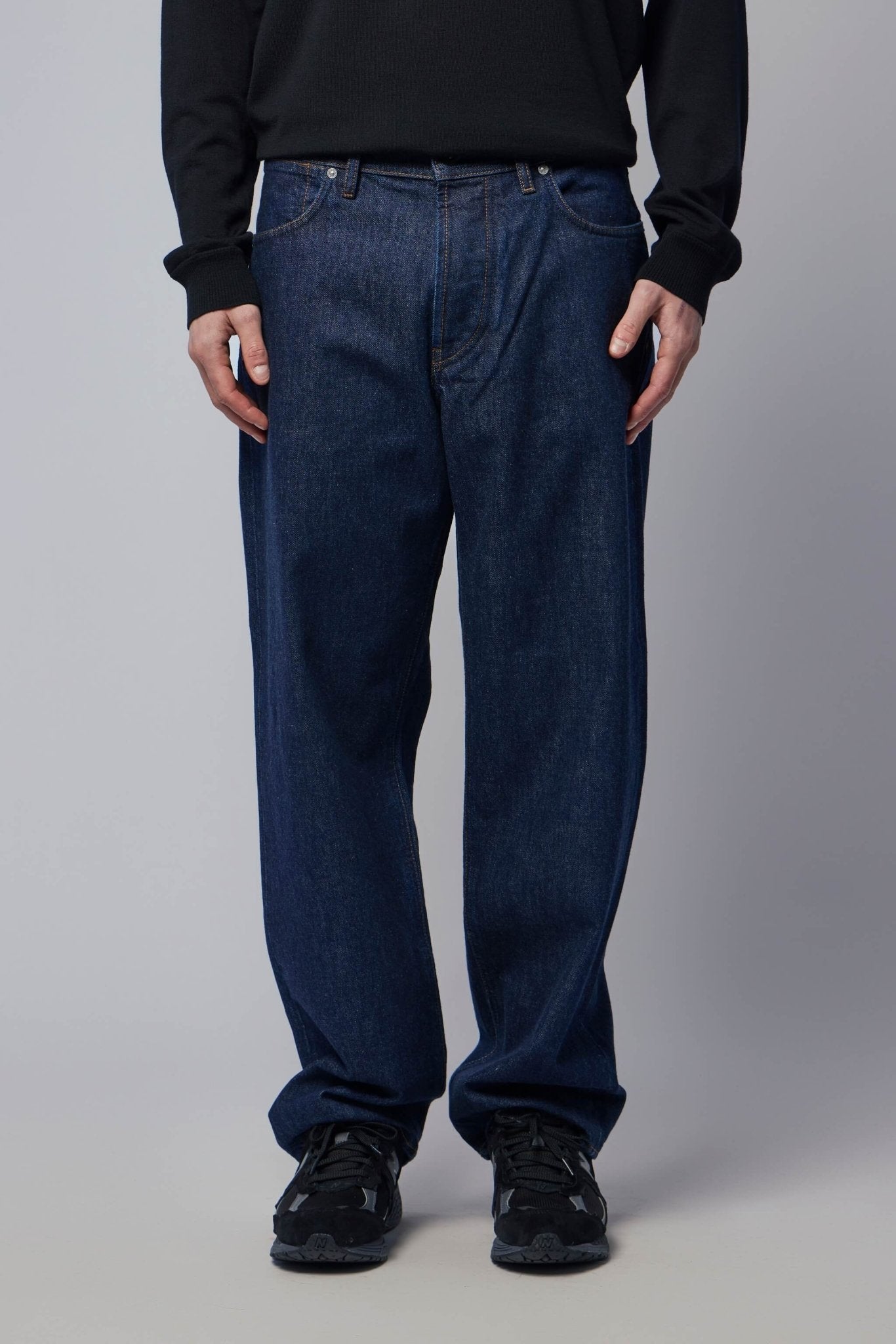 Loose Fit Five-pocket Jeans