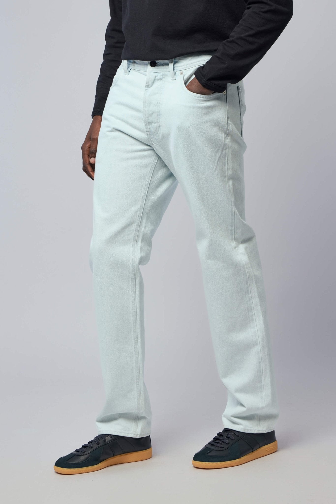 Loose Fit Five Pocket Jeans
