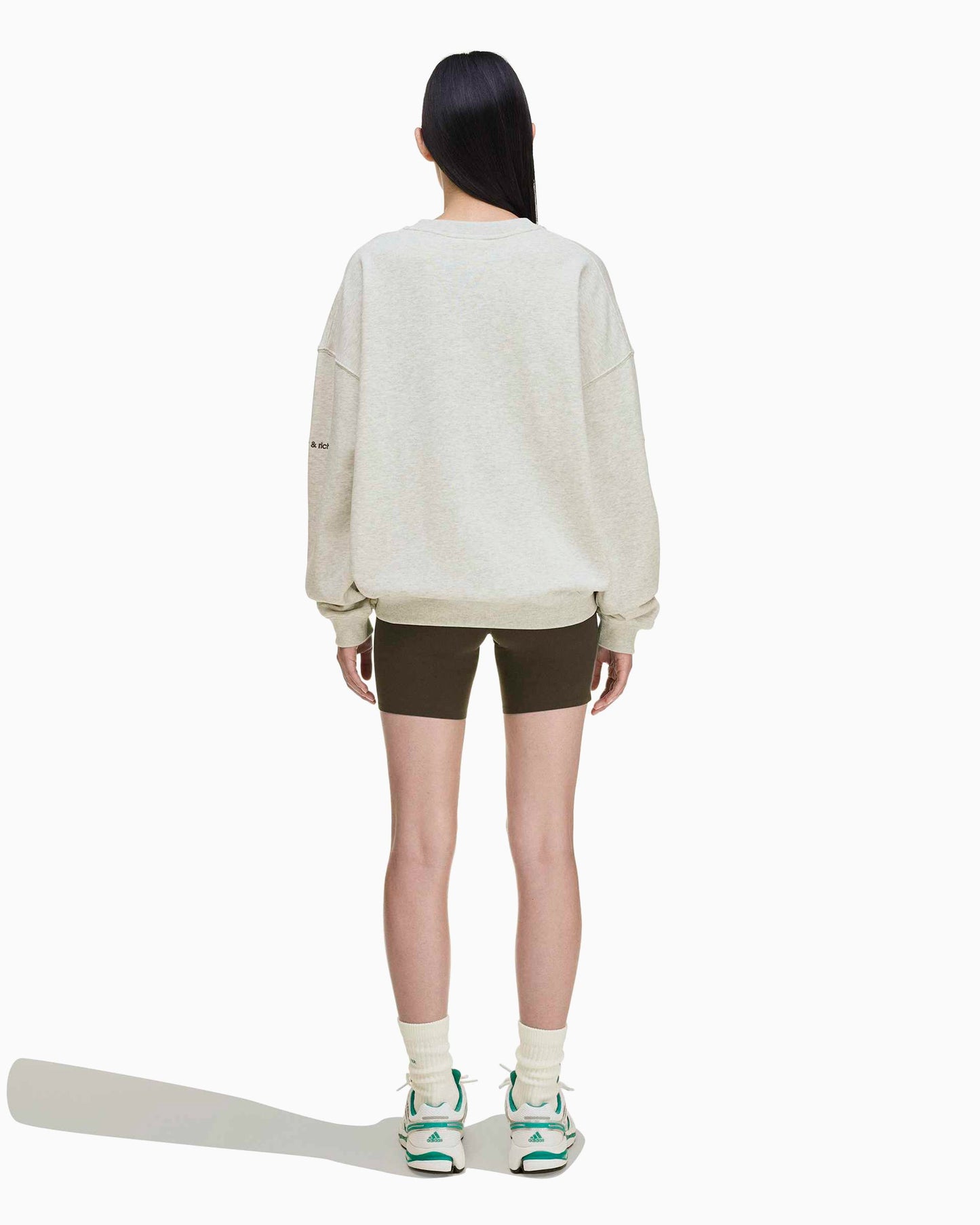 Sudadera adidas Originals x Sporty & Rich para mujer