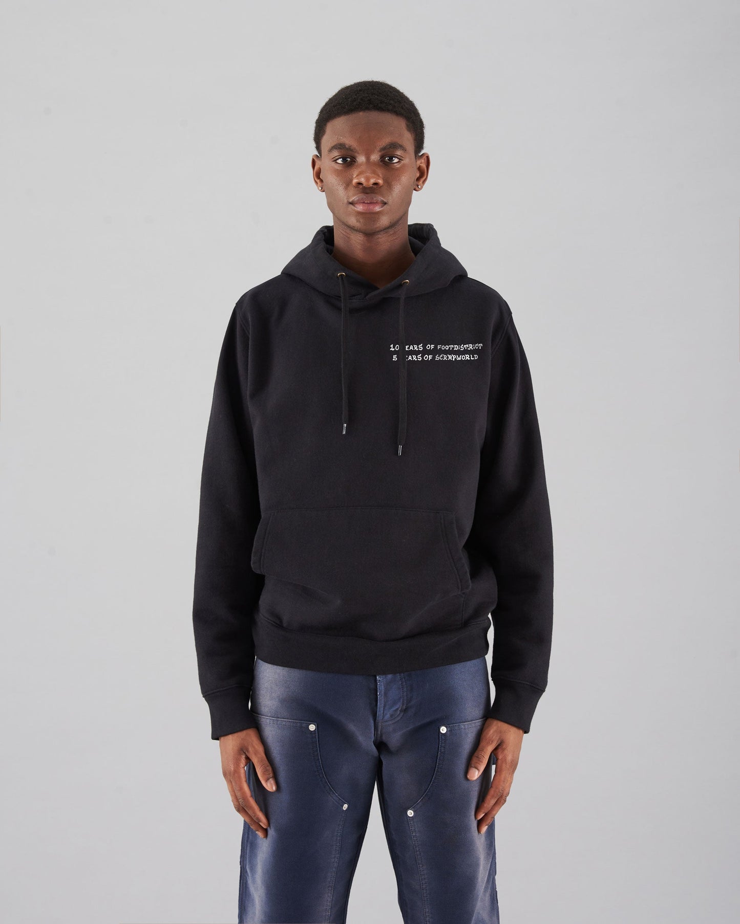 Sudadera con capucha x ScrapWorld FOOTDISTRICT x ScrapWorld Logo Unisex Hoodie Unisex