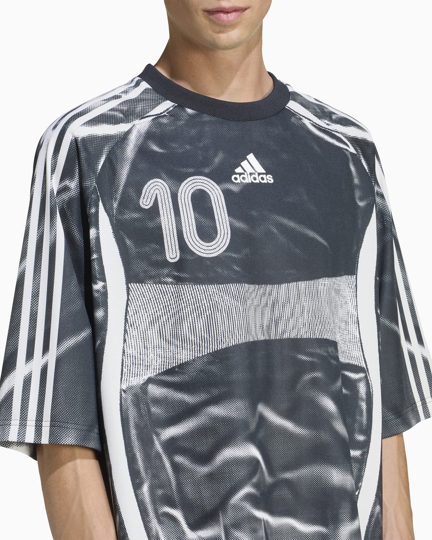 Jersey T-Shirt Relaxed adidas Originals Adilenium Adilenium Teamgeist para hombre