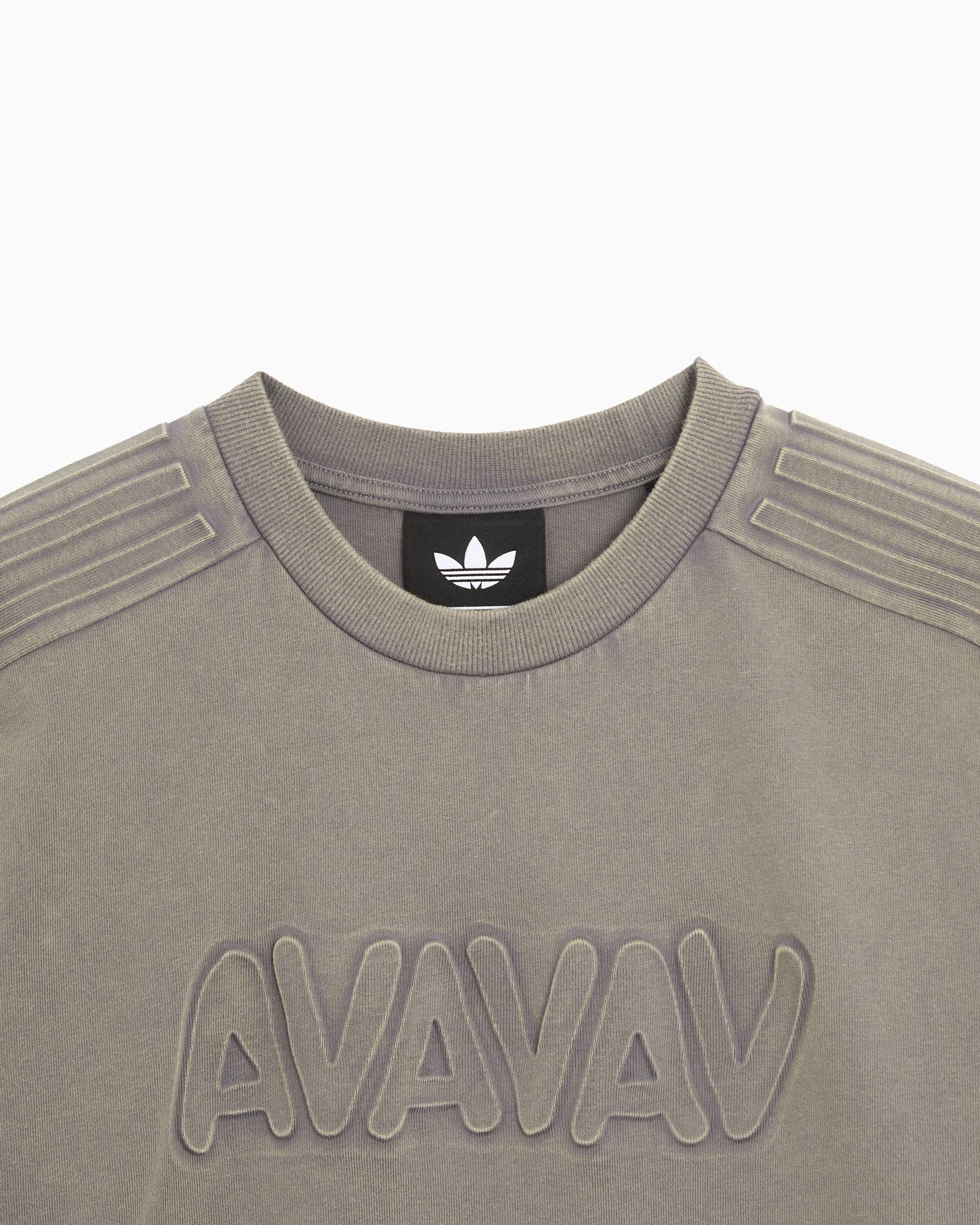 Camiseta con logo Relaxed adidas Originals x AVAVAV para mujer