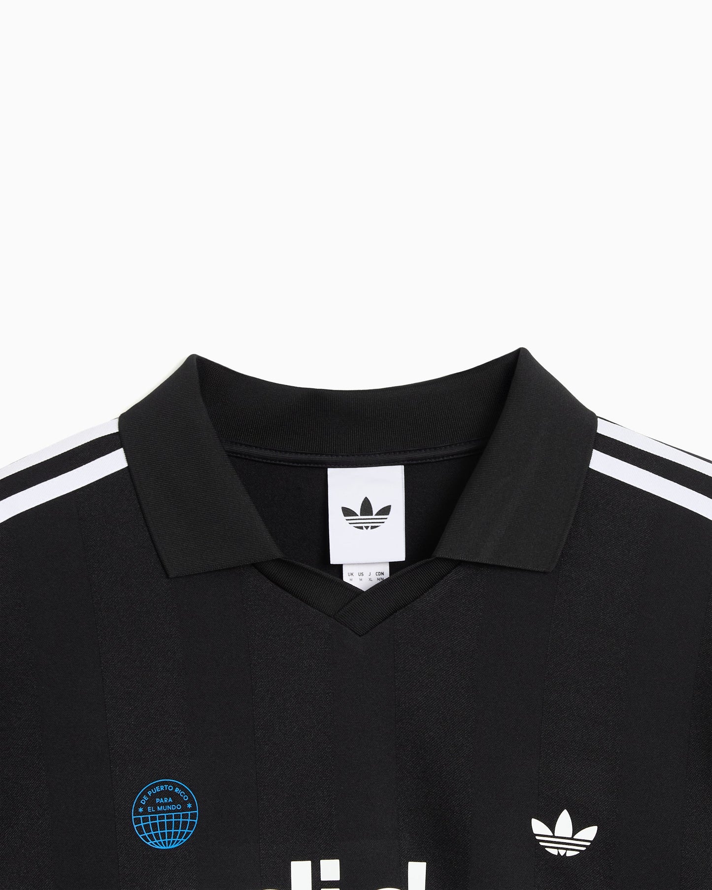 Jersey T-Shirt con gráfico Relaxed adidas Originals x Bad Bunny DtMF Tour Merch "Barcelona" para hombre