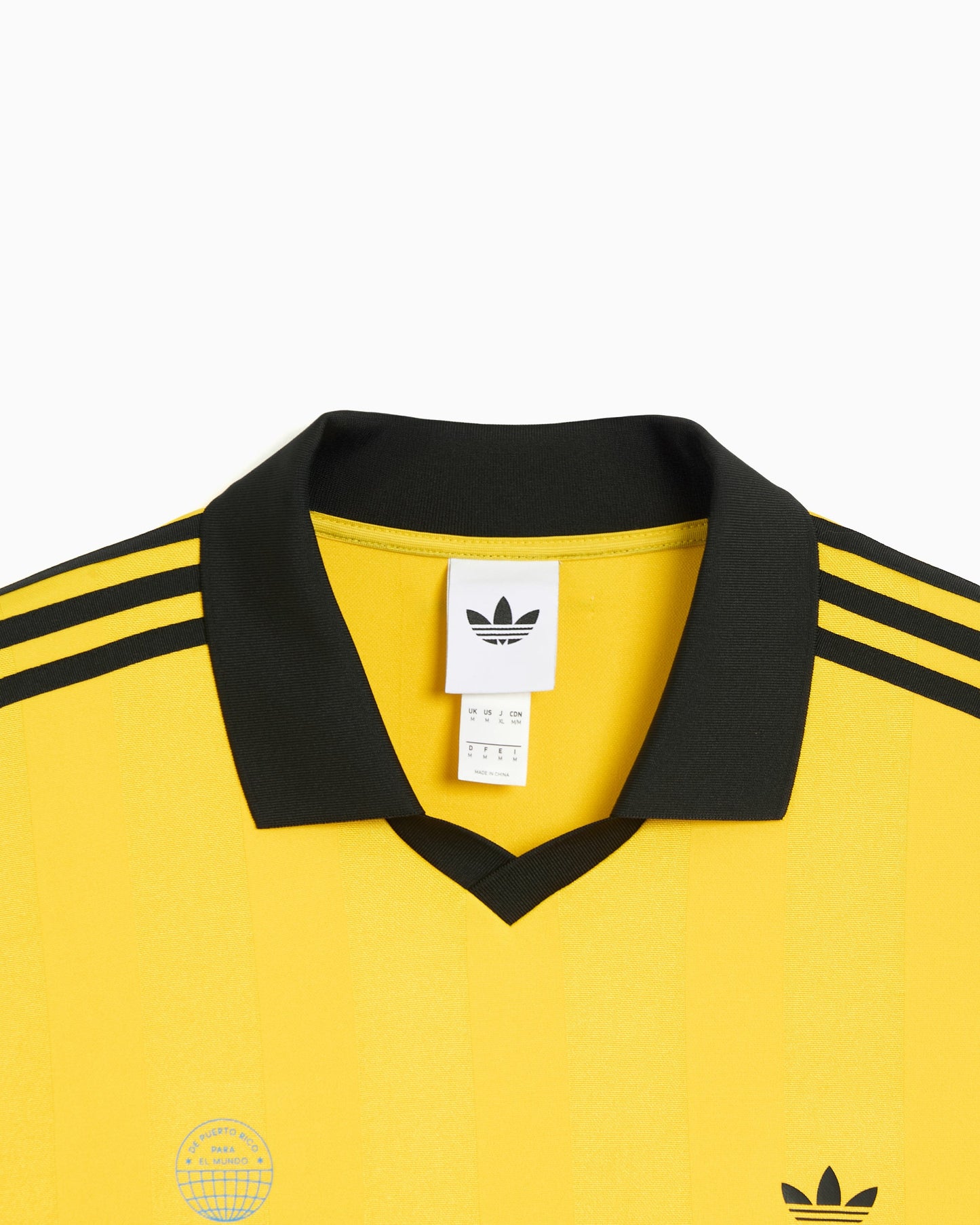 Jersey T-Shirt con gráfico Relaxed adidas Originals x Bad Bunny DtMF Tour Merch "Barcelona" para hombre