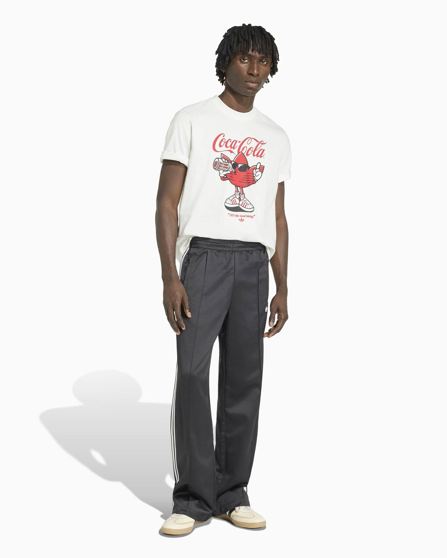 Camiseta con gráfico adidas Originals x Coca-Cola Classic Sport Treffie para hombre