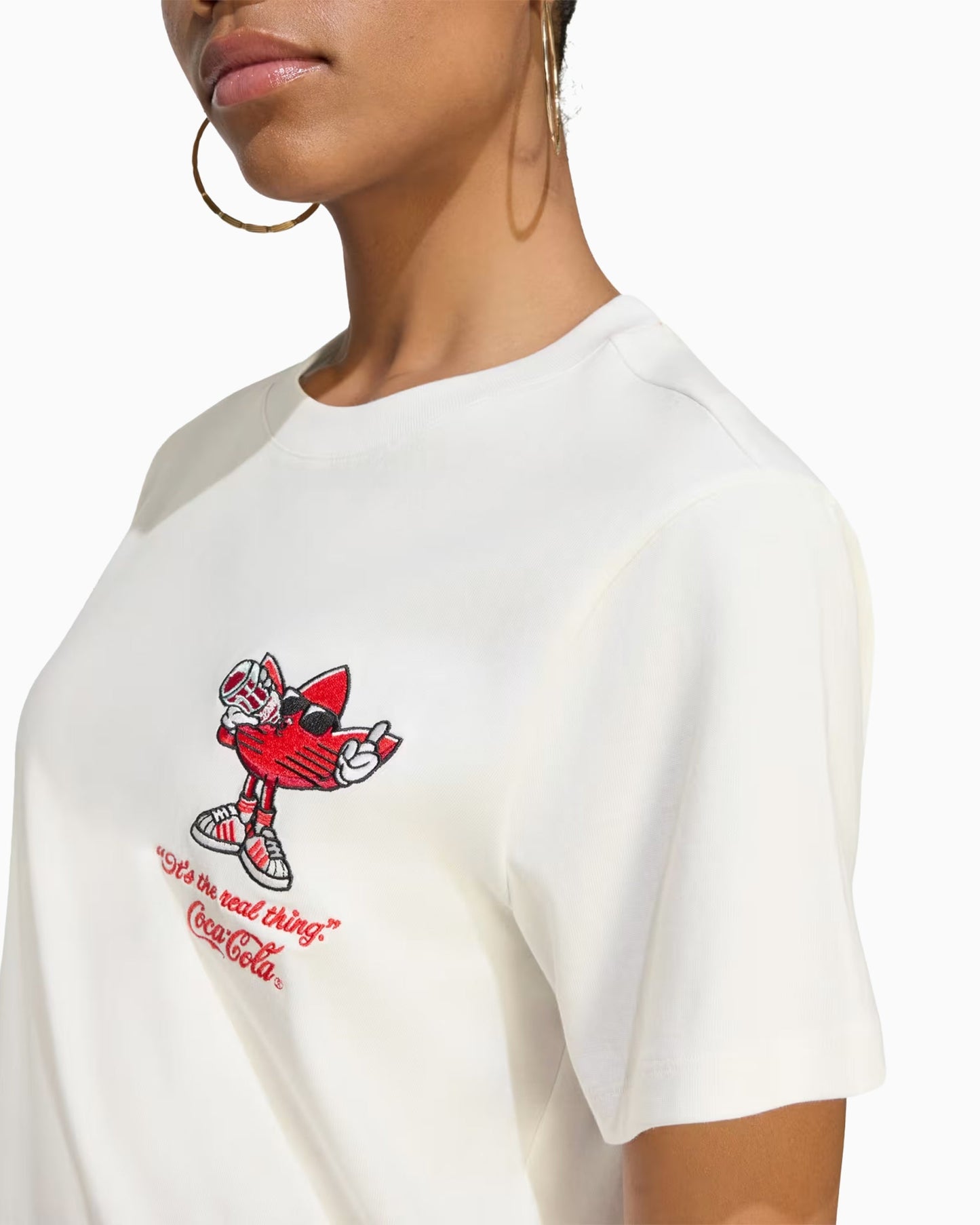 Camiseta con gráfico Relaxed adidas Originals x Coca-Cola Trefi para mujer