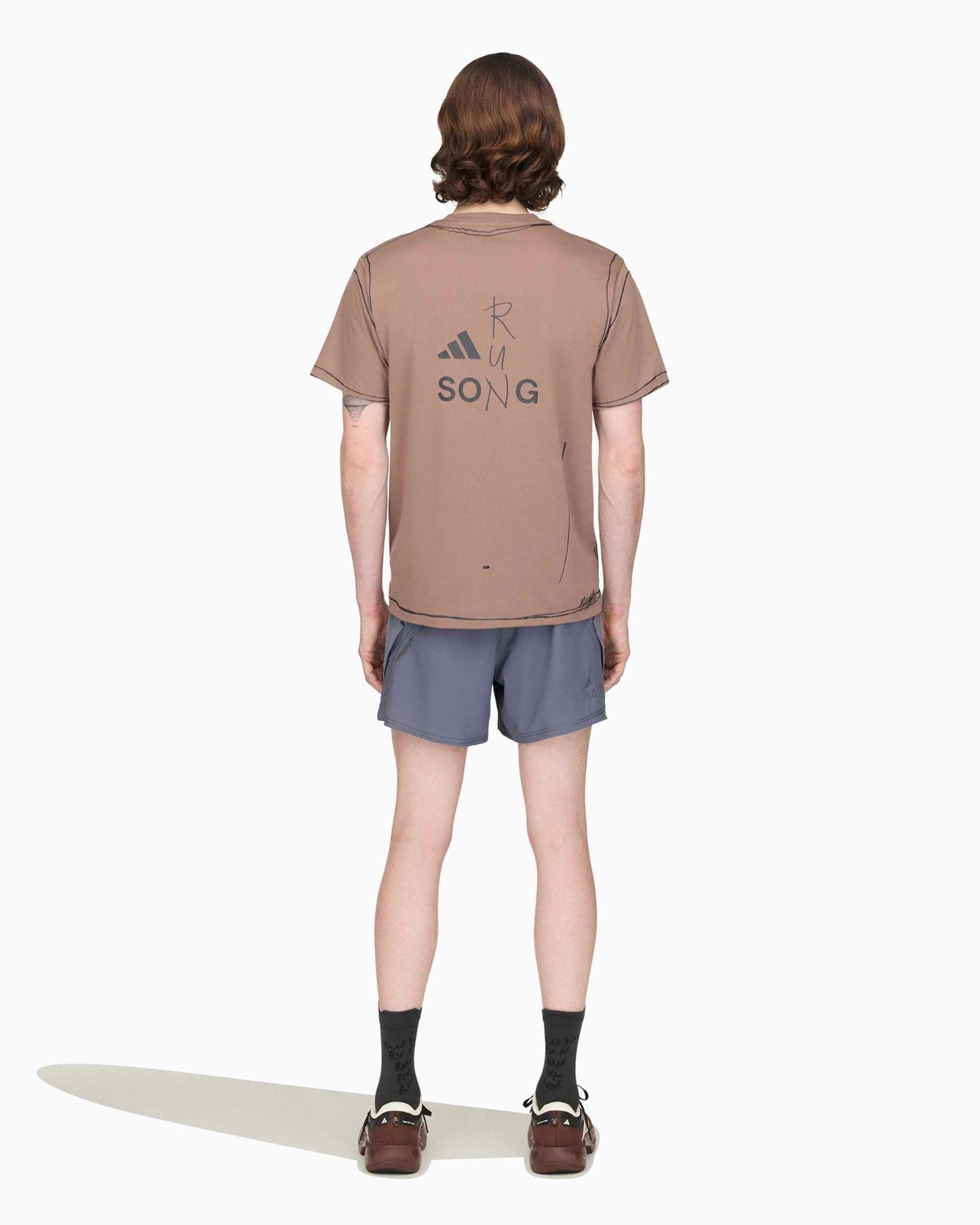 Camiseta con gráfico adidas Performance x Song For The Mute Running Unitefit adi365 Unisex