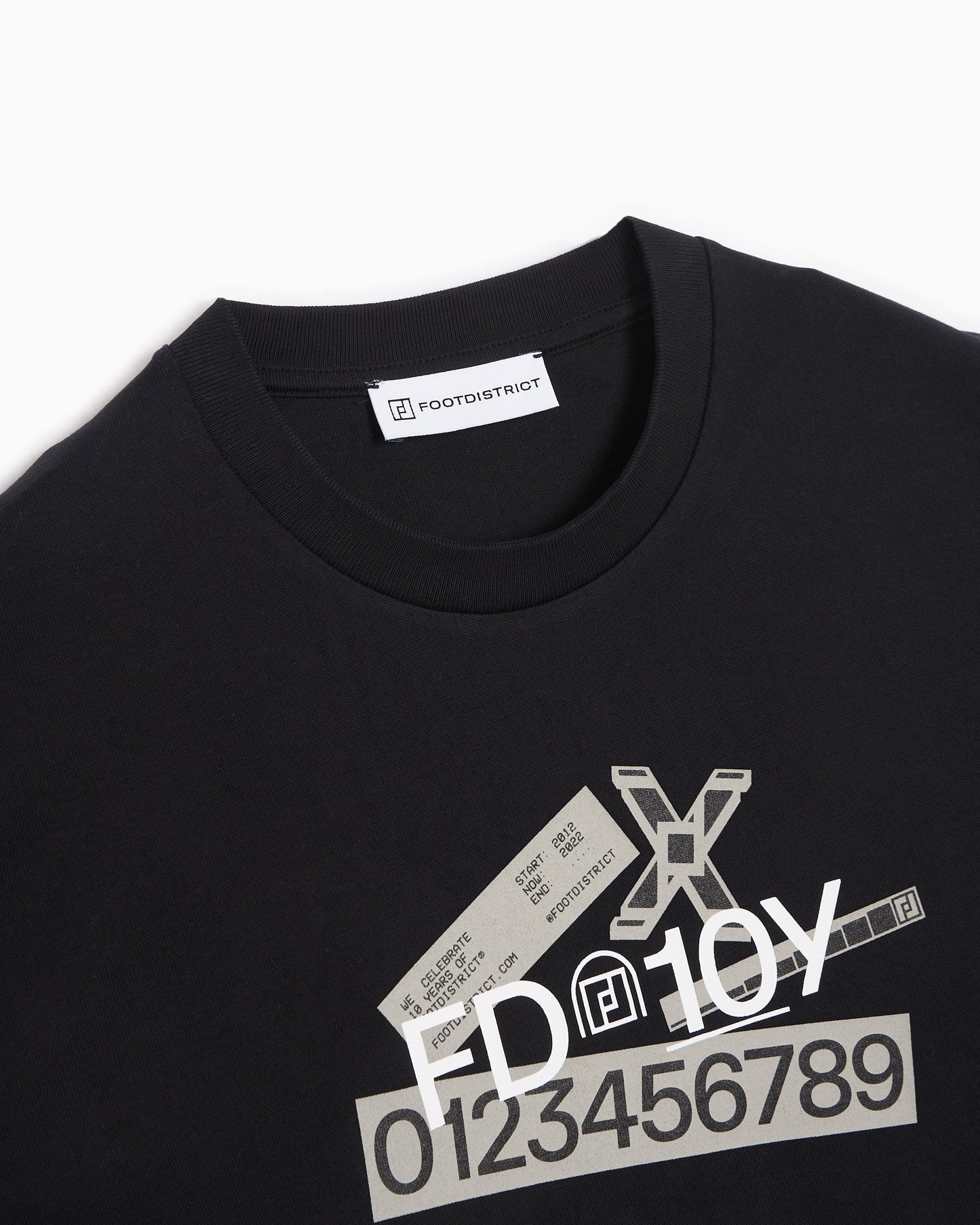 Camiseta FOOTDISTRICT 10th Anniversary FD10Y Unisex T-Shirt Unisex