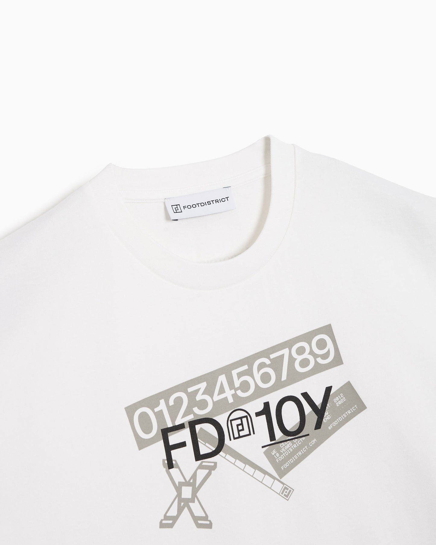 Camiseta FOOTDISTRICT 10th Anniversary FD10Y Unisex T-Shirt Unisex