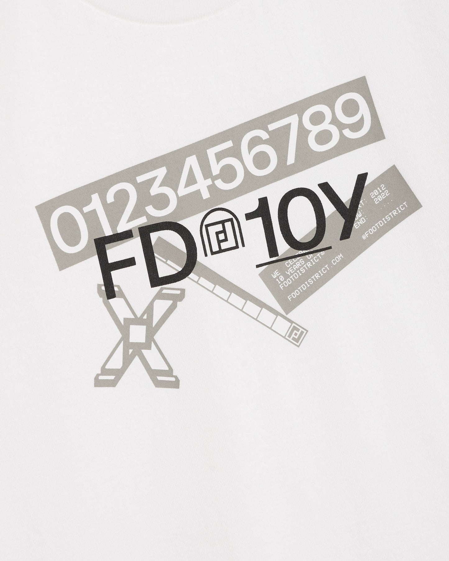 Camiseta FOOTDISTRICT 10th Anniversary FD10Y Unisex T-Shirt Unisex