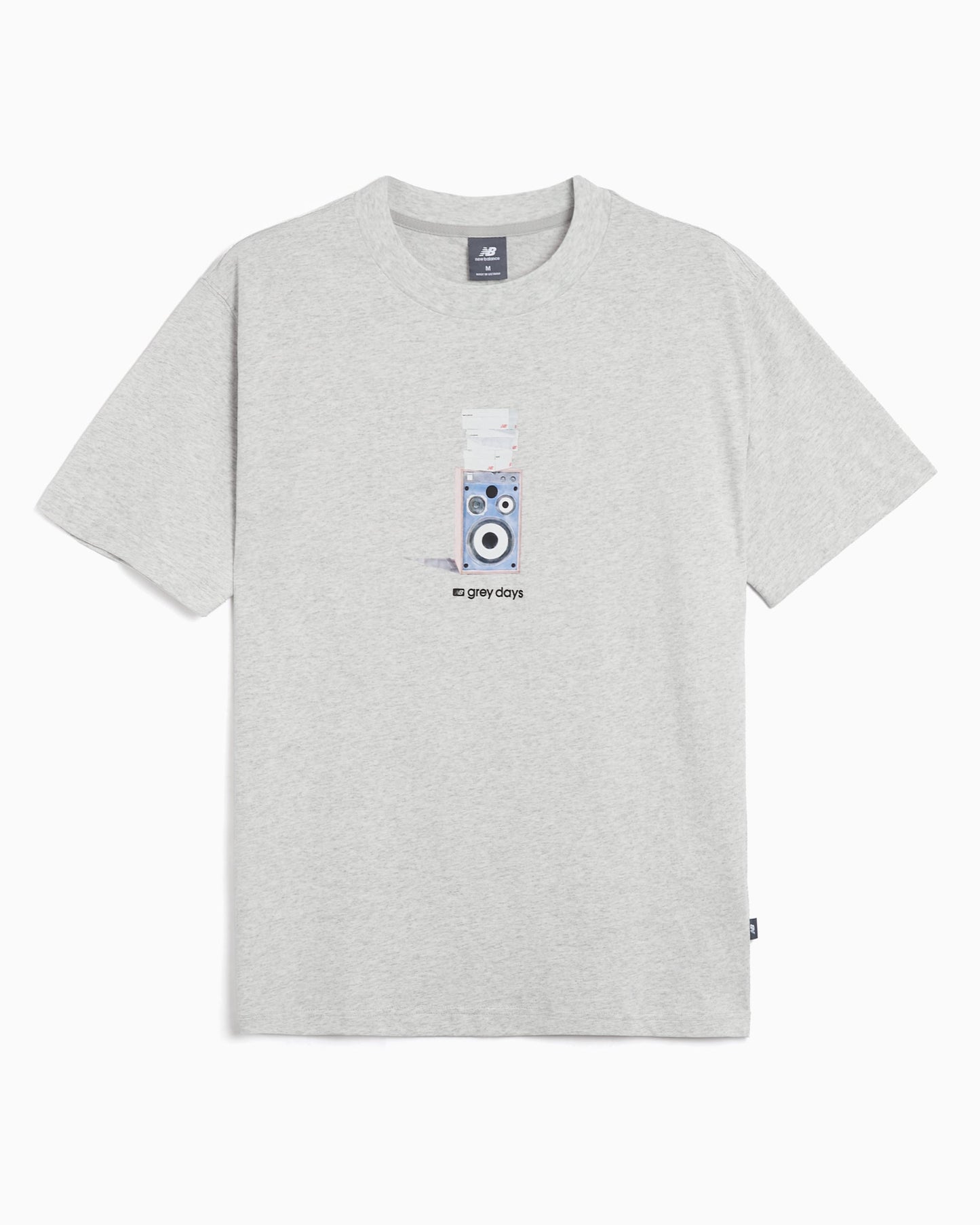 Camiseta con gráfico Relaxed New Balance Grey Days "Speaker" para hombre