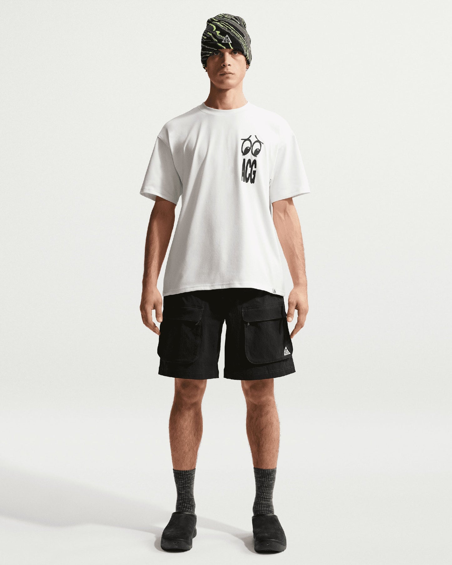 Camiseta con gráfico Relaxed Nike ACG "Don't Look Down" Dri-FIT para hombre