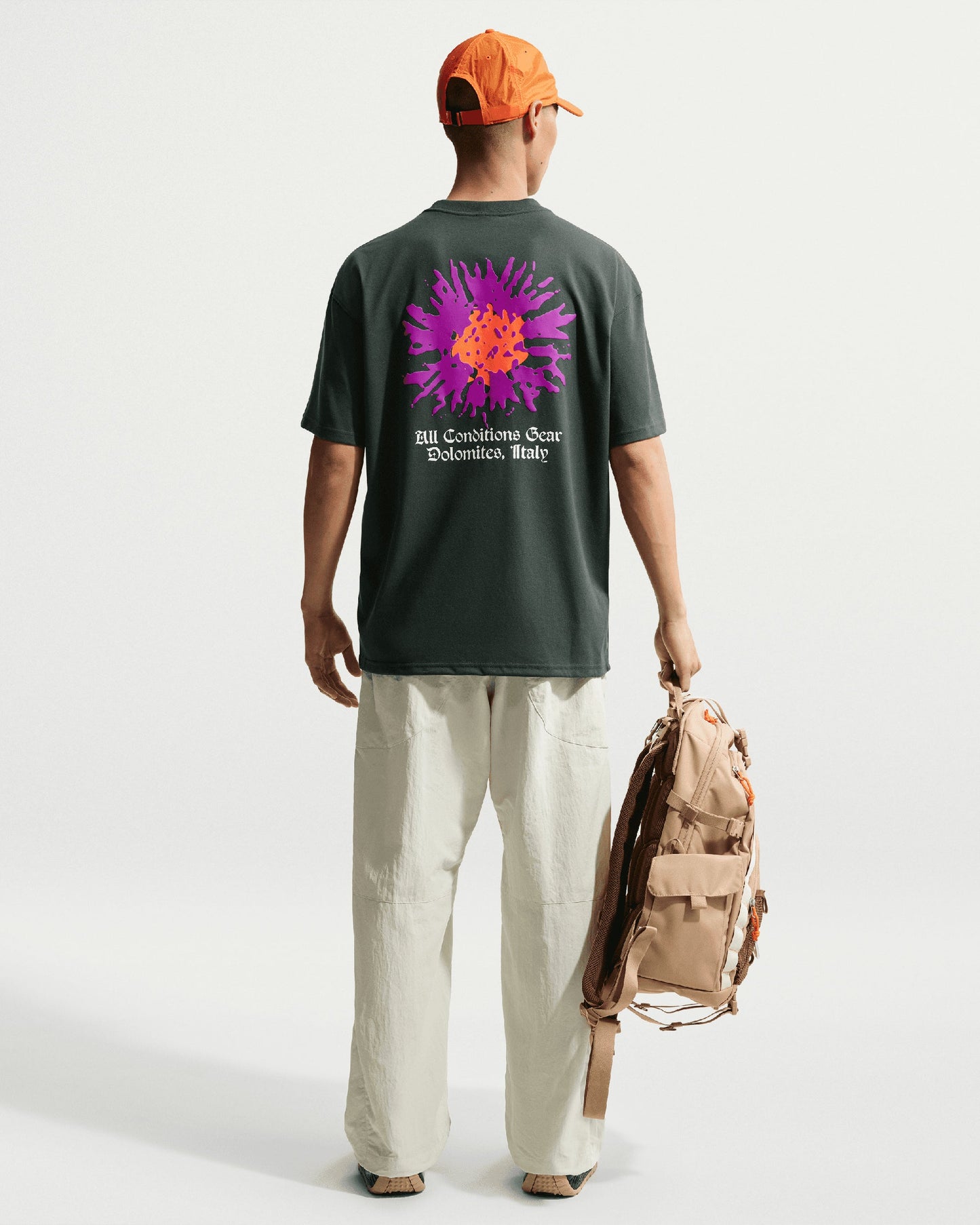 Camiseta con gráfico Relaxed Nike ACG Dri-FIT "Camp Meadows" para hombre