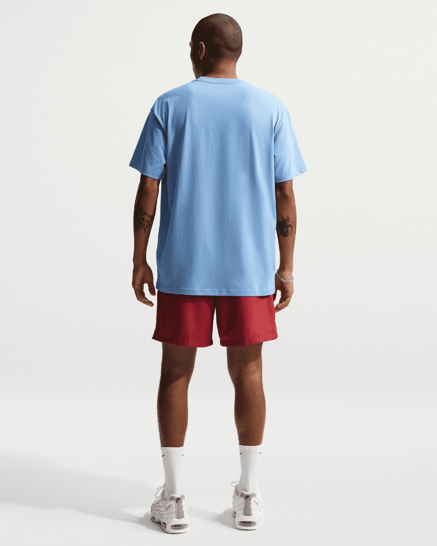 Camiseta con gráfico Relaxed Nike para hombre