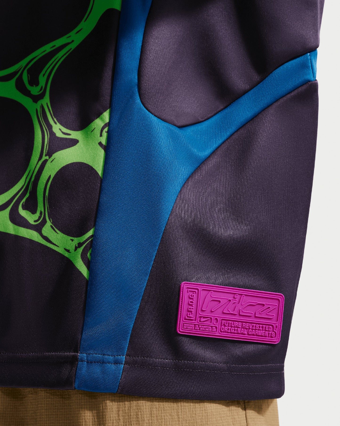 Jersey T-Shirt con gráfico Oversize de manga larga Nike Project F.R.O.G. Jelly Cage para hombre