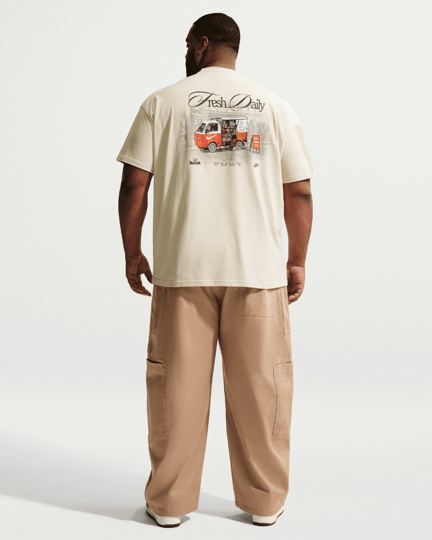 Camiseta con gráfico Relaxed Nike Sportswear para hombre