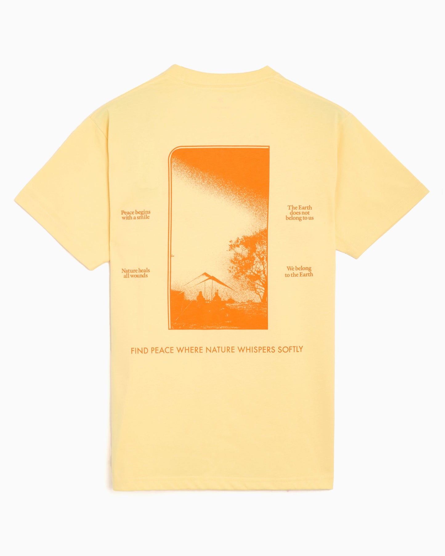Camiseta con gráfico Relaxed Snow Peak CF Landscape para hombre