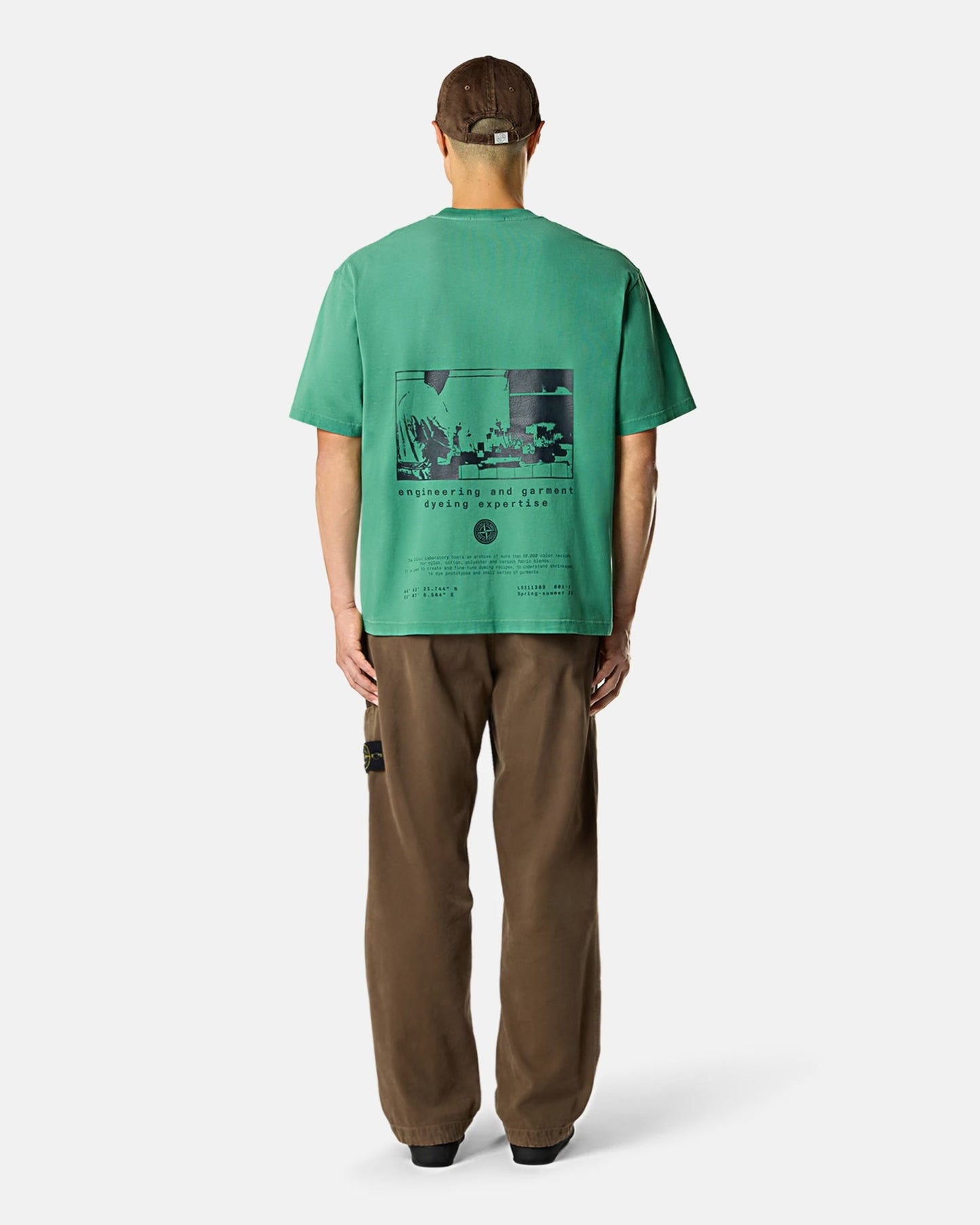 Camiseta con gráfico Stone Island Hand Sprayed para hombre