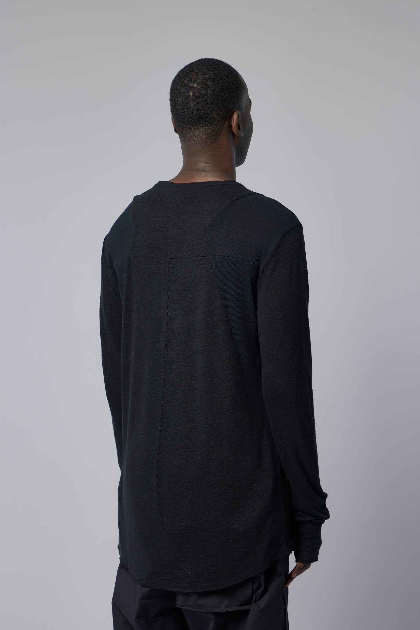 M TS 932