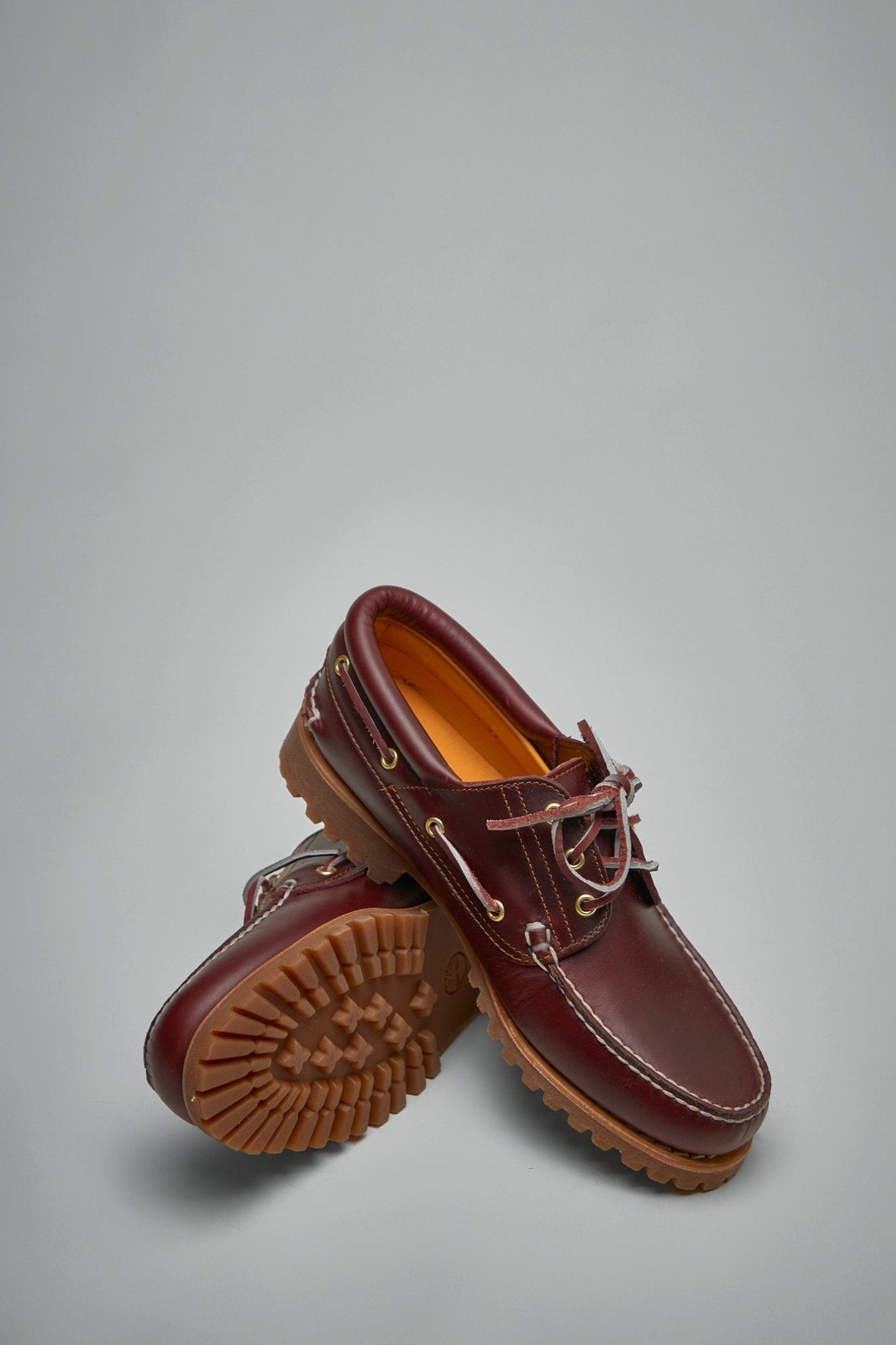 Authentic 3-eye Lug Handsewn Boat Shoe