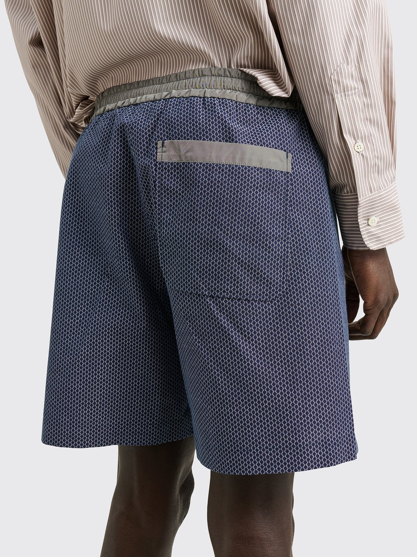 TRÈS BIEN everywear Short Leg Shorts Jacquard Pattern Blue