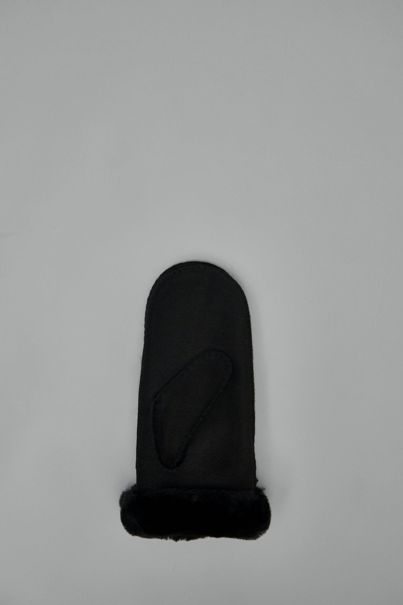 Sheepskin Embroider Mitten