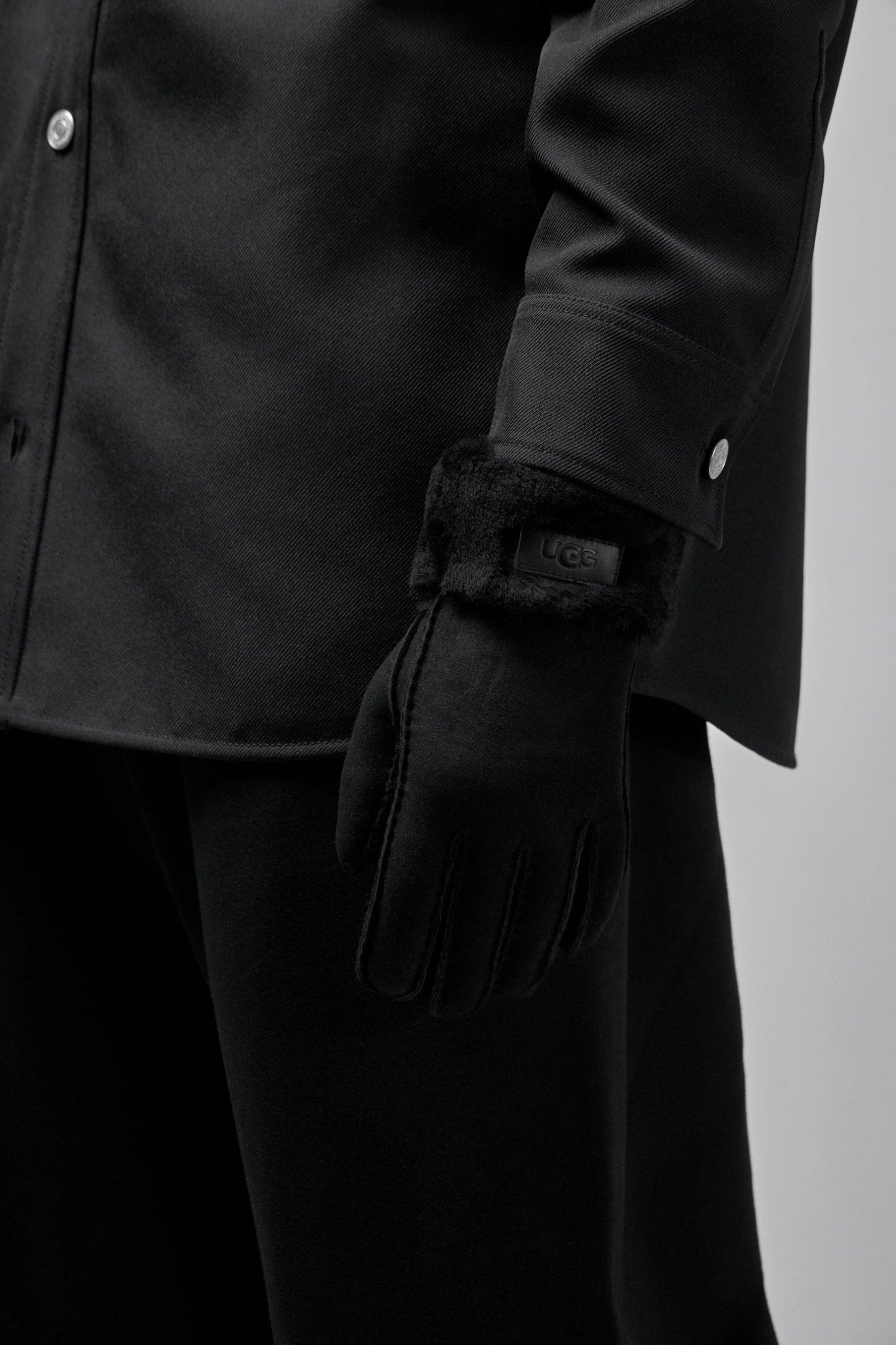 Women's Turn Cuff Glove