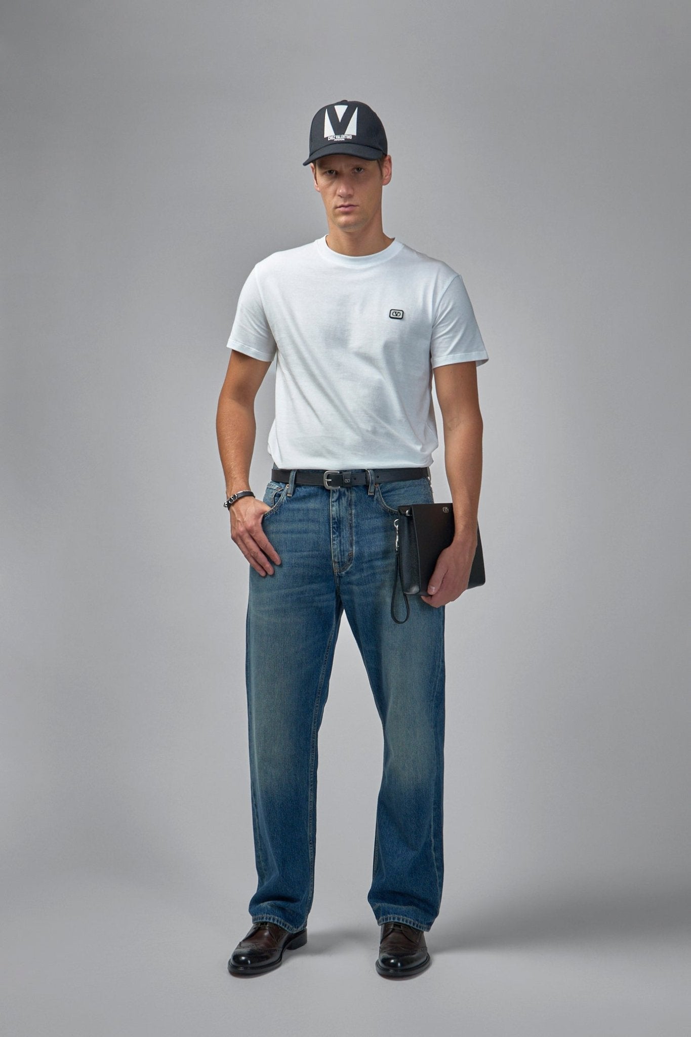 Cotton T-shirt with Vlogo Patch