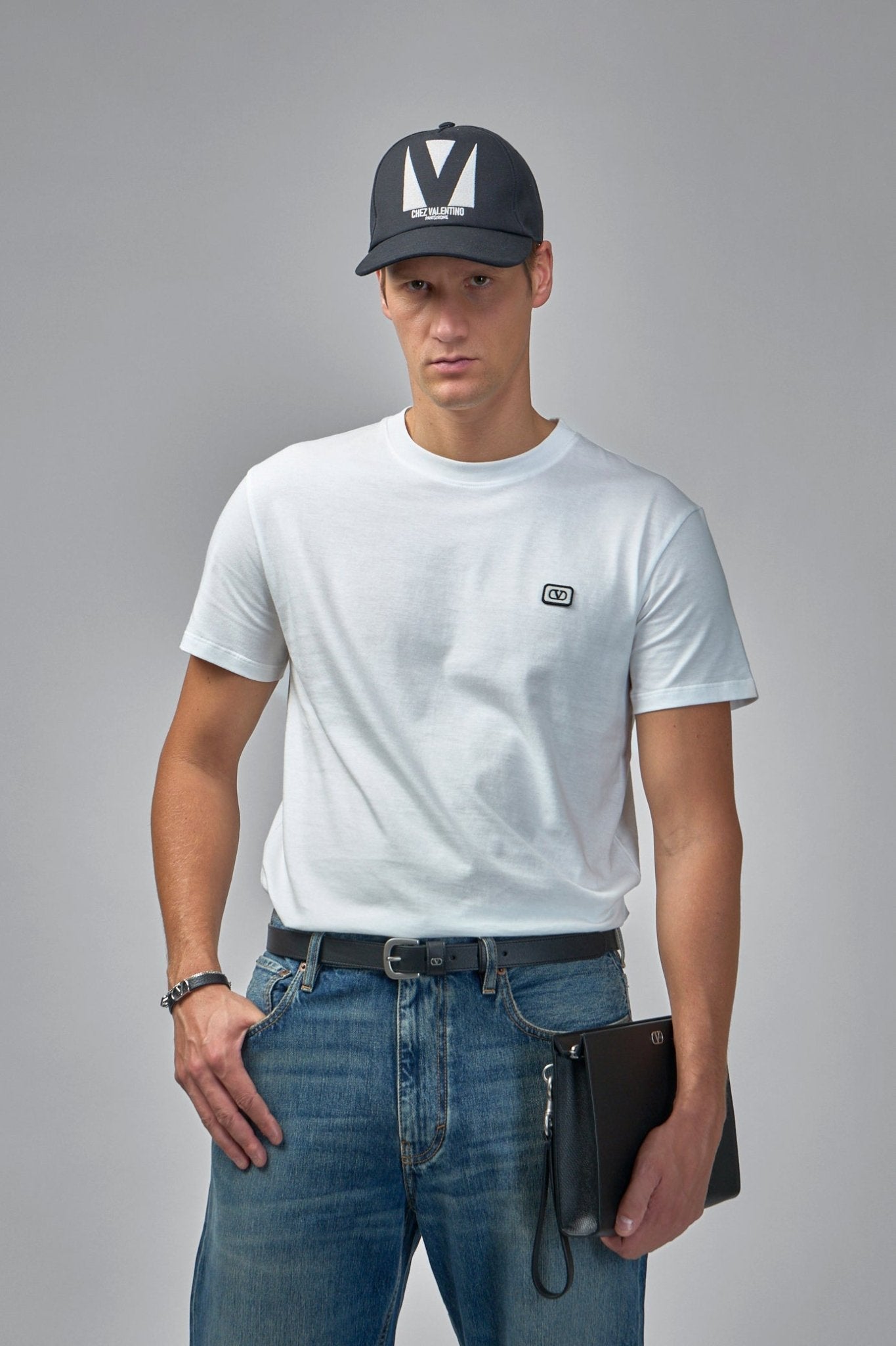 Cotton T-shirt with Vlogo Patch