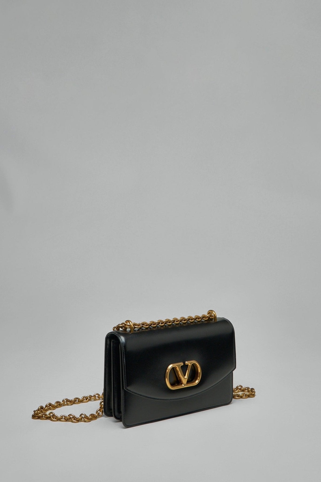 VLogo Signature Foldover Top Shoulder Bag
