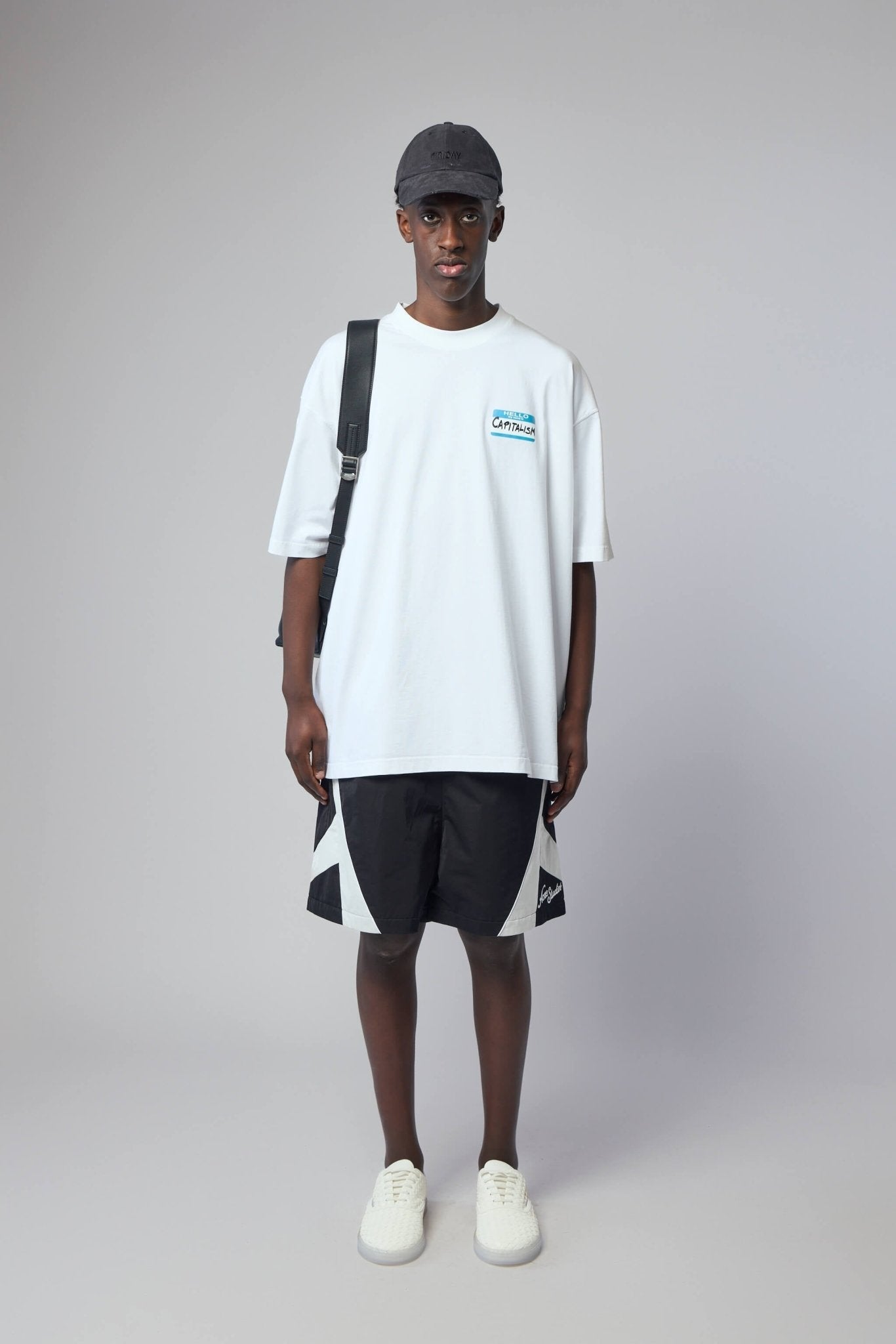 Sticker T-shirt