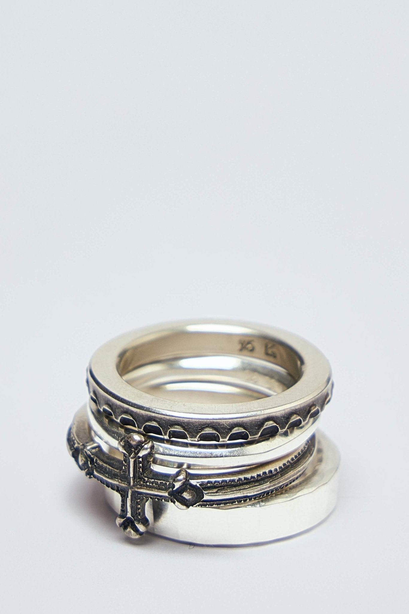 4 Ring Combination Cross